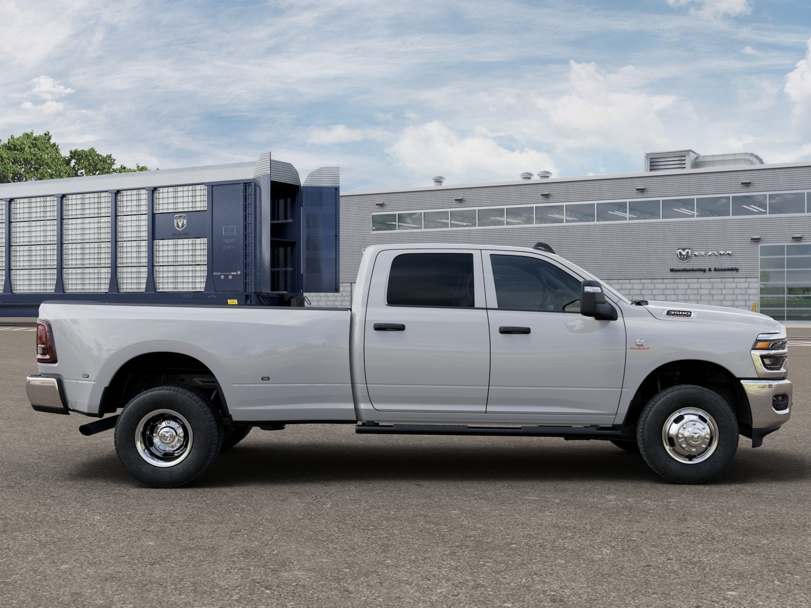 2026 RAM 3500 Tradesman 4x4 Crew Cab 8' Box