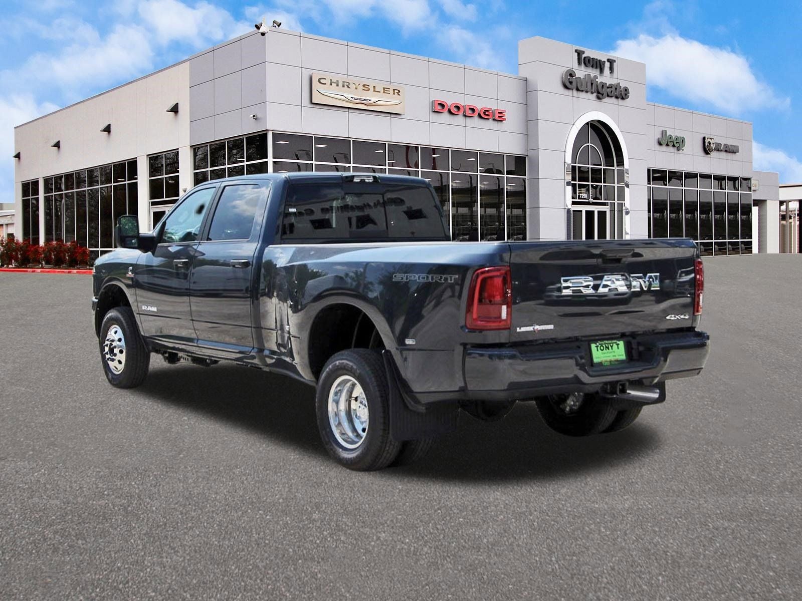2026 RAM 3500 Big Horn Lone Star 4x4 Crew Cab 8' Box