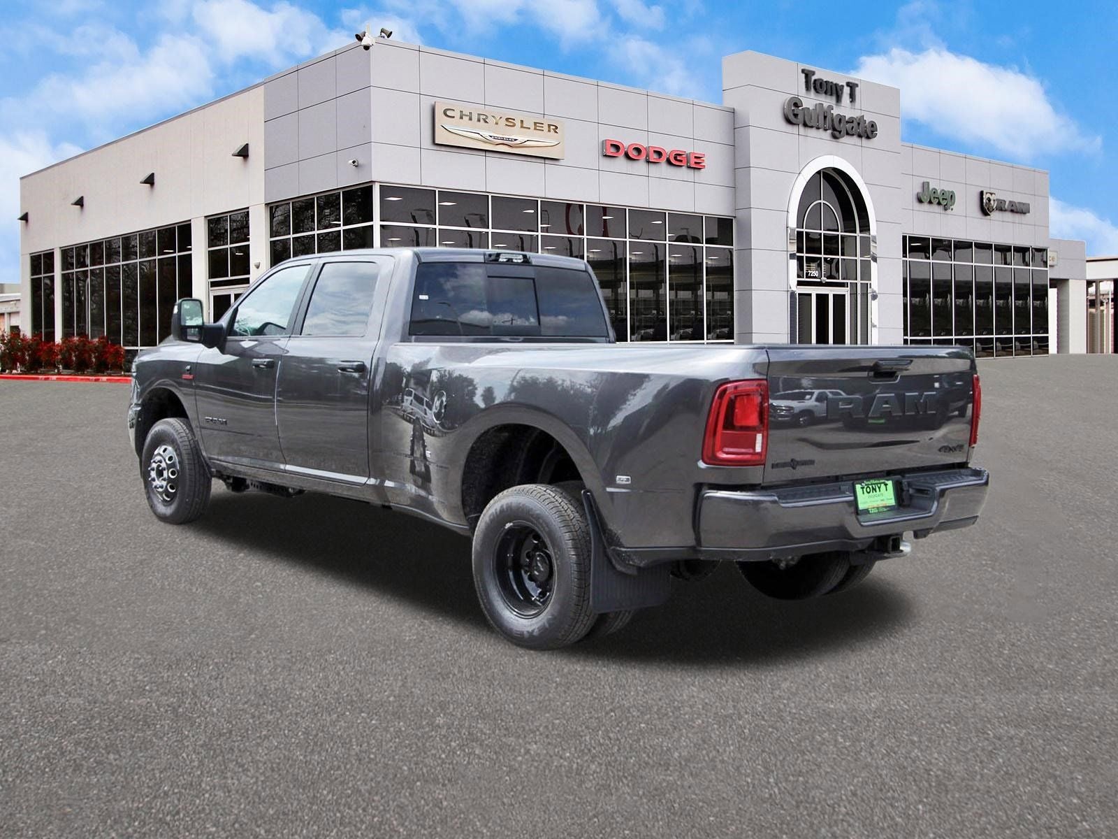 2026 RAM 3500 Big Horn Lone Star 4x4 Crew Cab 8' Box