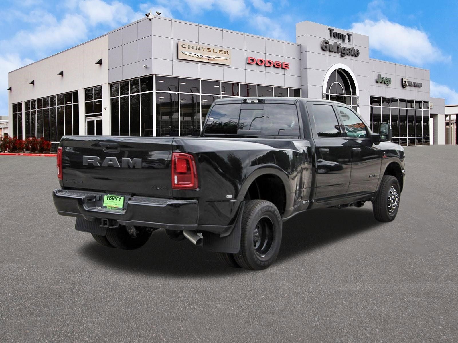 2026 RAM 3500 Big Horn Lone Star 4x4 Crew Cab 8' Box