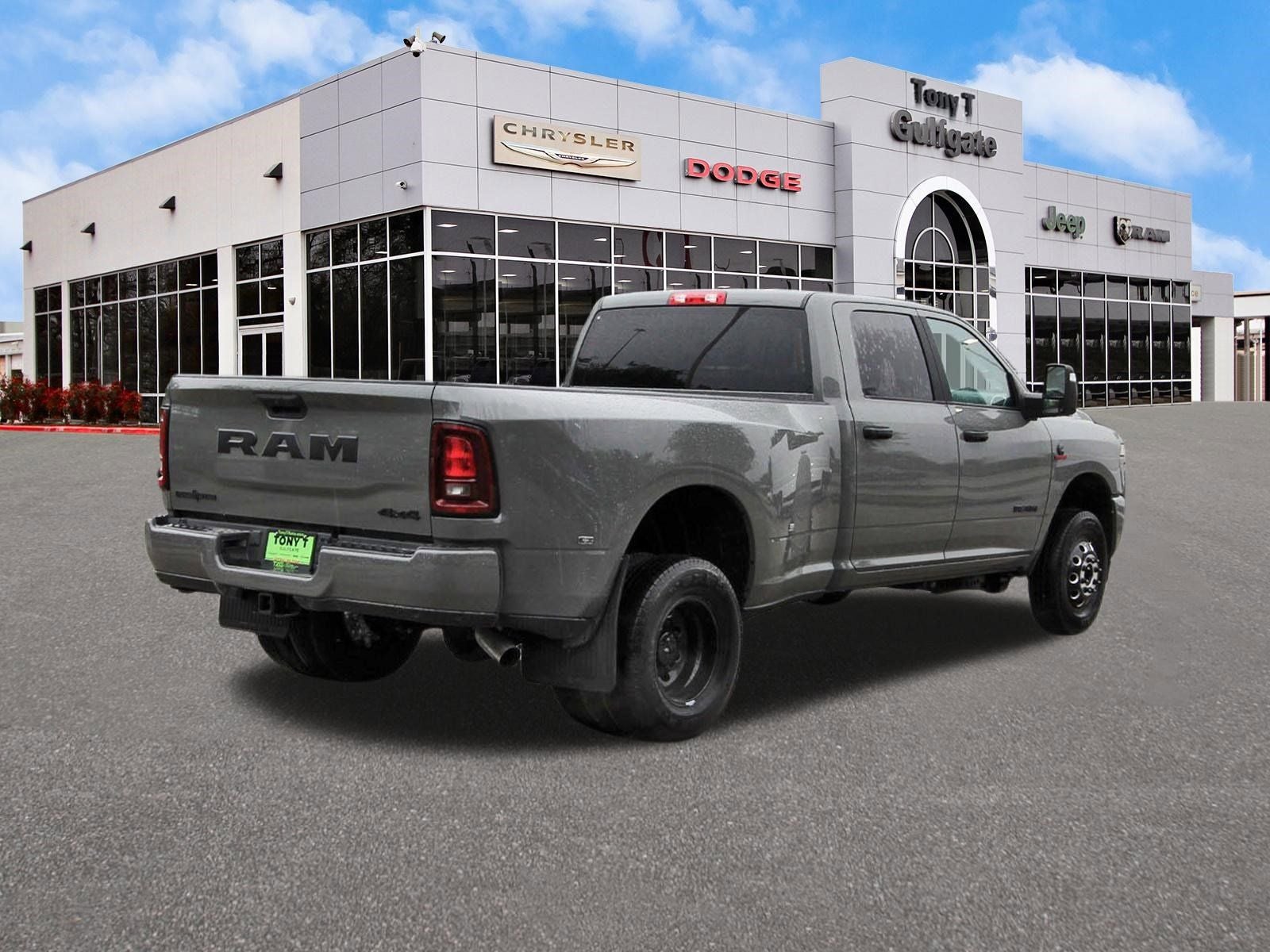 2026 RAM 3500 Big Horn Lone Star 4x4 Crew Cab 8' Box