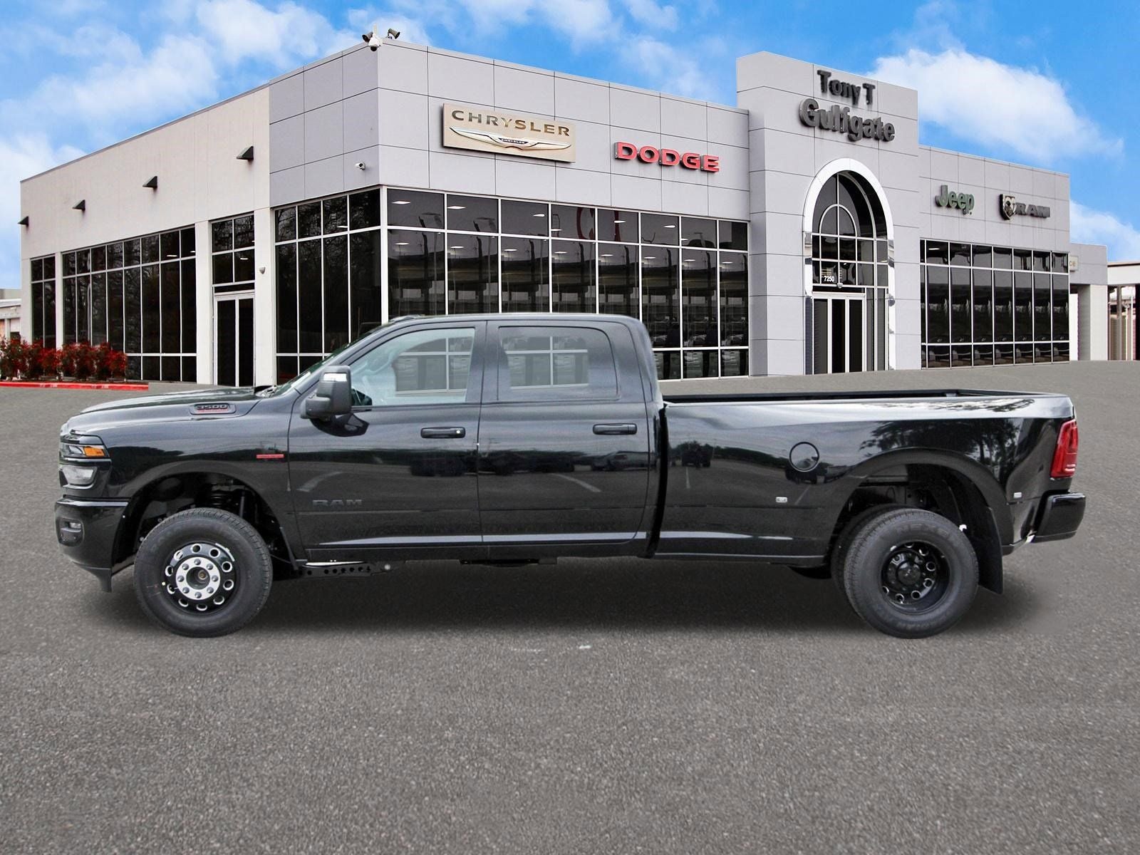 2026 RAM 3500 Big Horn Lone Star 4x4 Crew Cab 8' Box