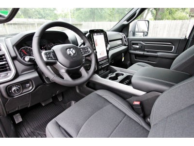 2026 RAM 3500 Big Horn Lone Star 4x4 Crew Cab 8' Box