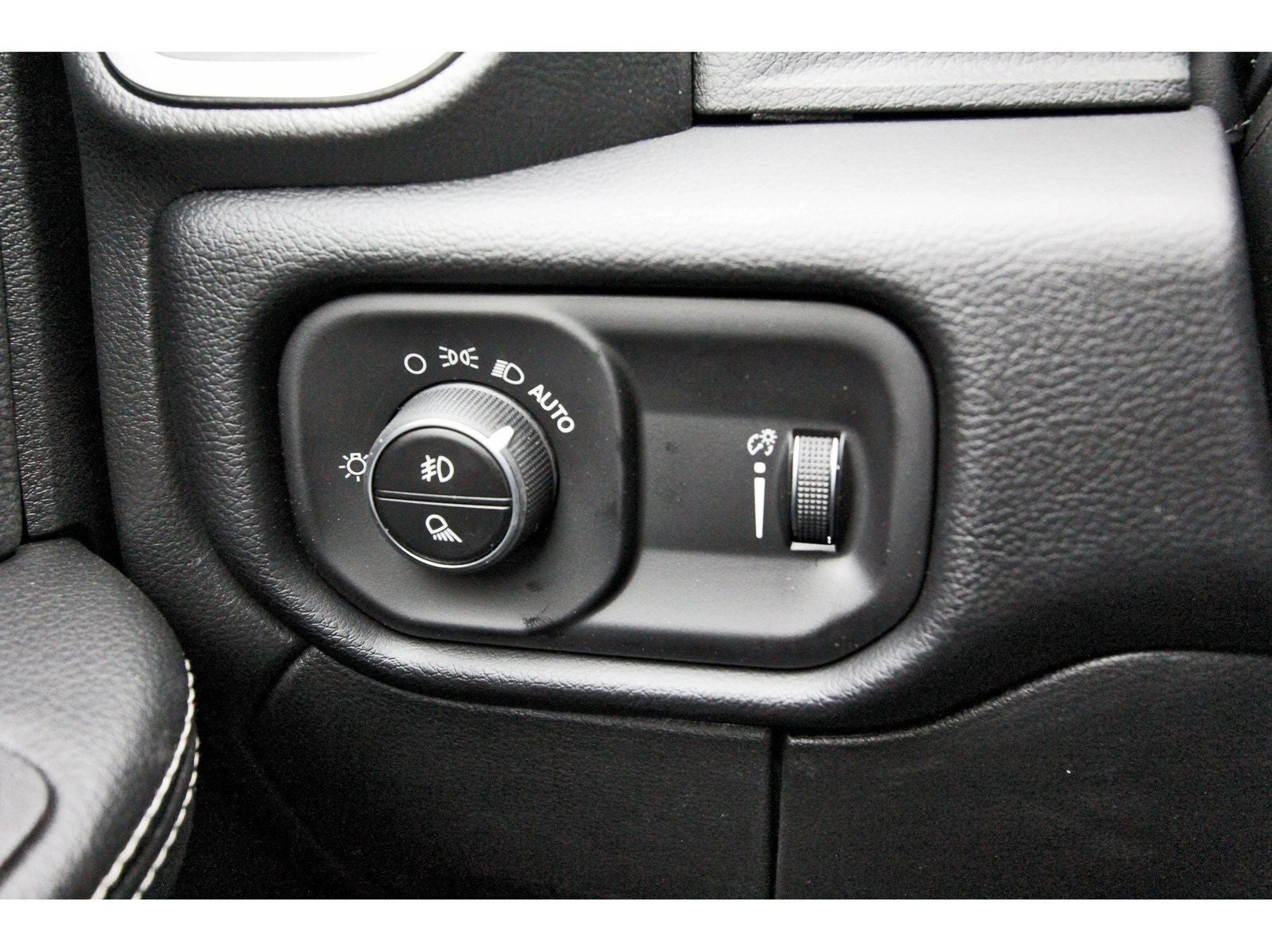 2026 RAM 3500 Big Horn Lone Star 4x4 Crew Cab 8' Box