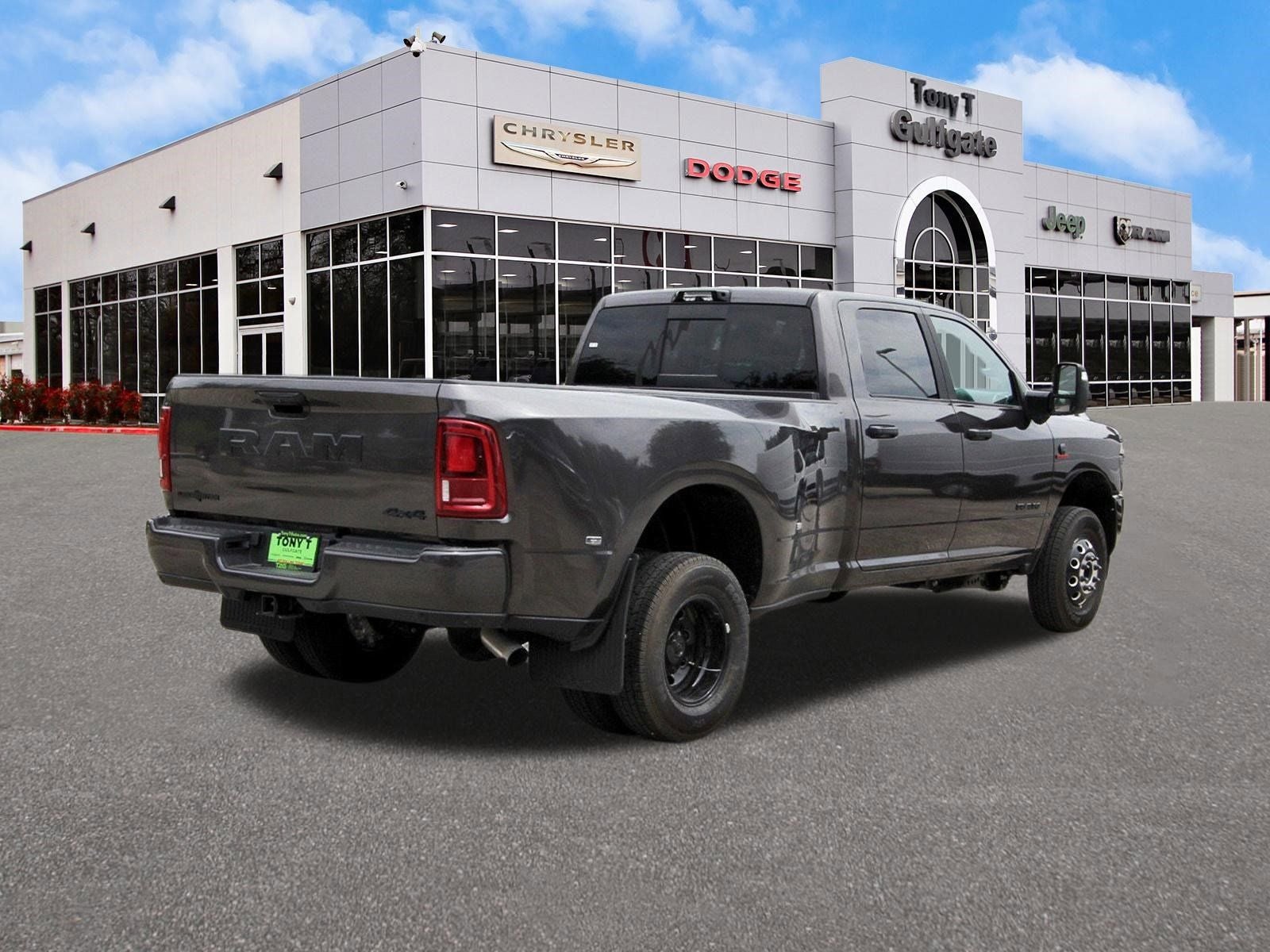 2026 RAM 3500 Big Horn Lone Star 4x4 Crew Cab 8' Box