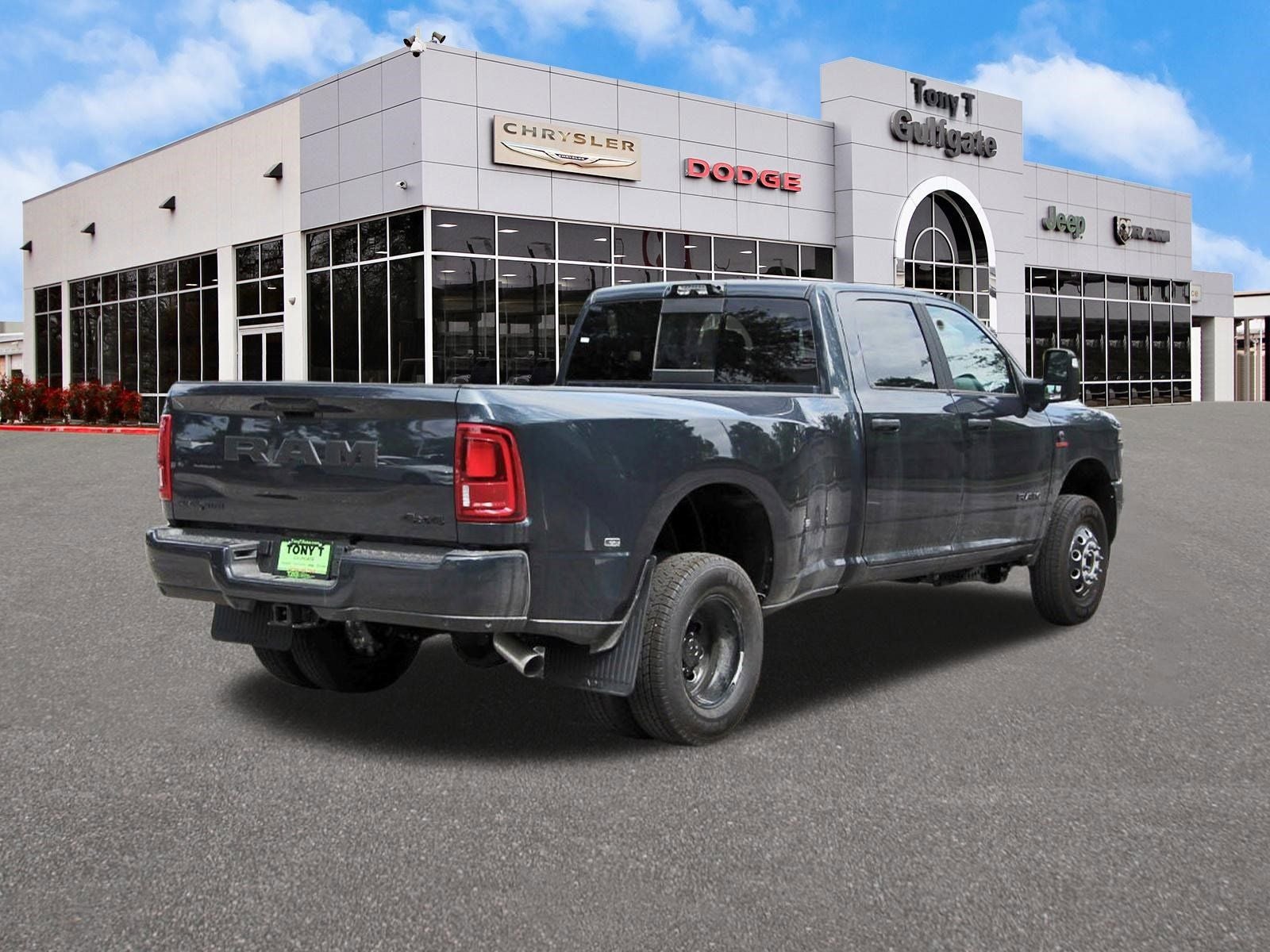 2026 RAM 3500 Big Horn Lone Star 4x4 Crew Cab 8' Box