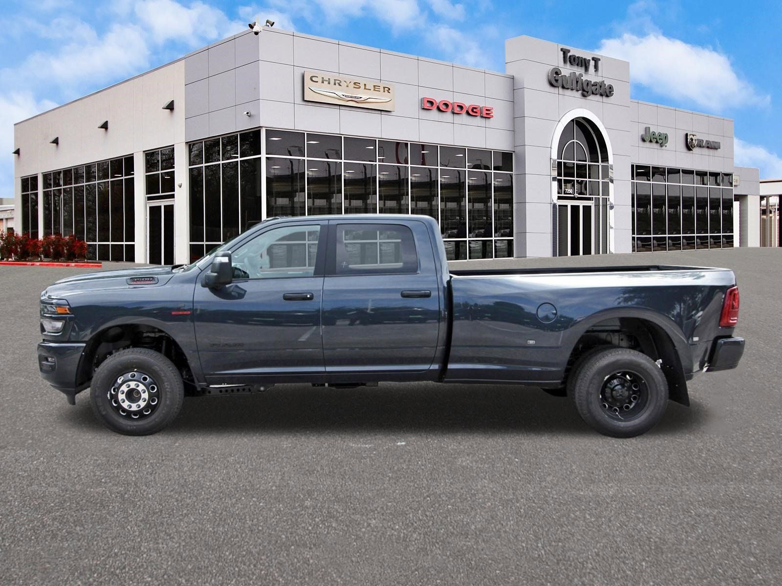 2026 RAM 3500 Big Horn Lone Star 4x4 Crew Cab 8' Box