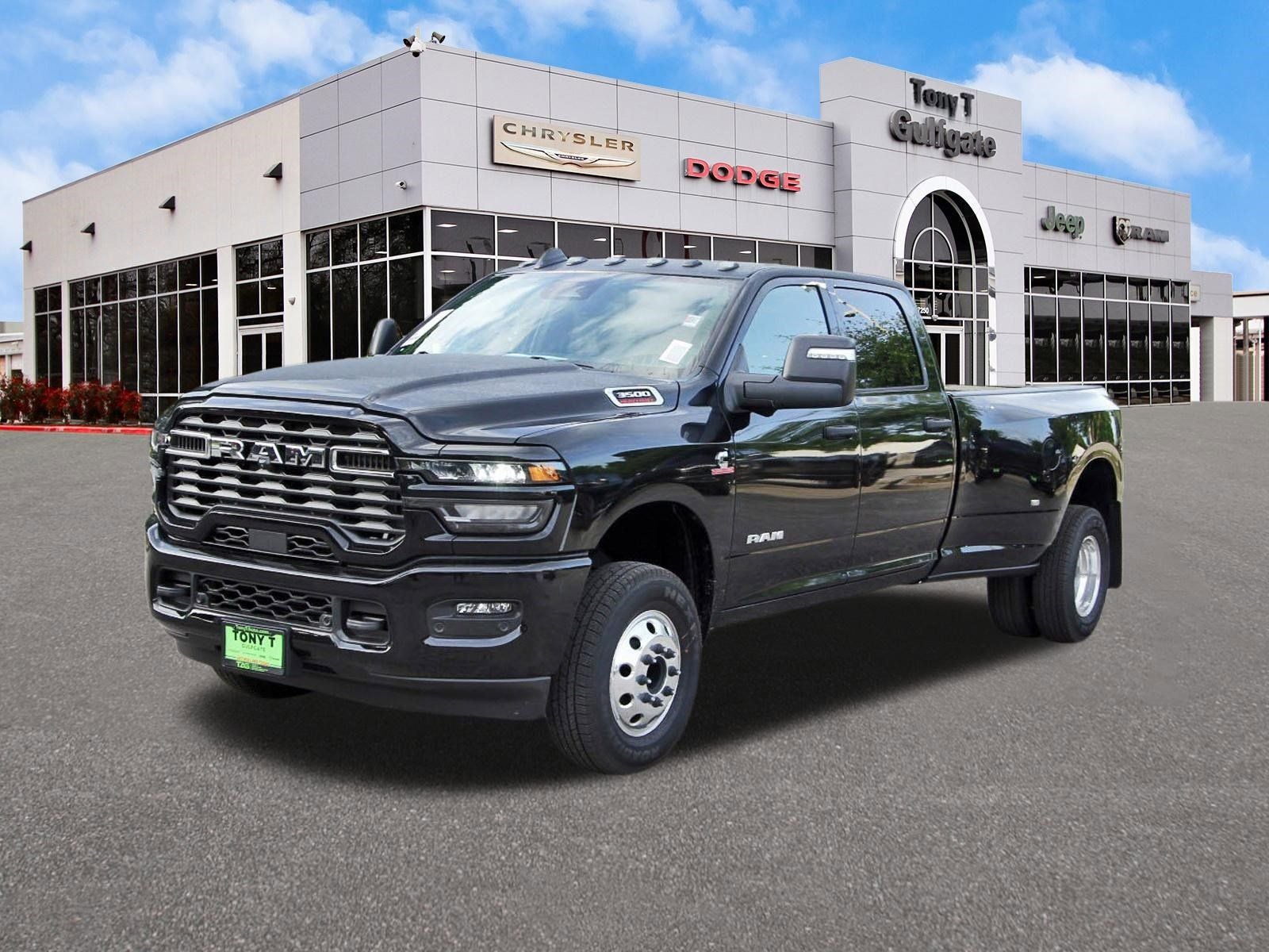 2026 RAM 3500 Big Horn Lone Star 4x4 Crew Cab 8' Box