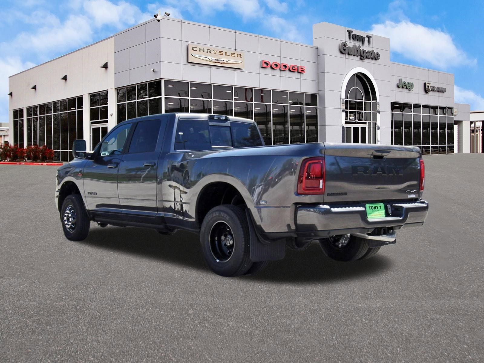 2026 RAM 3500 Laramie 4x4 Crew Cab 8' Box