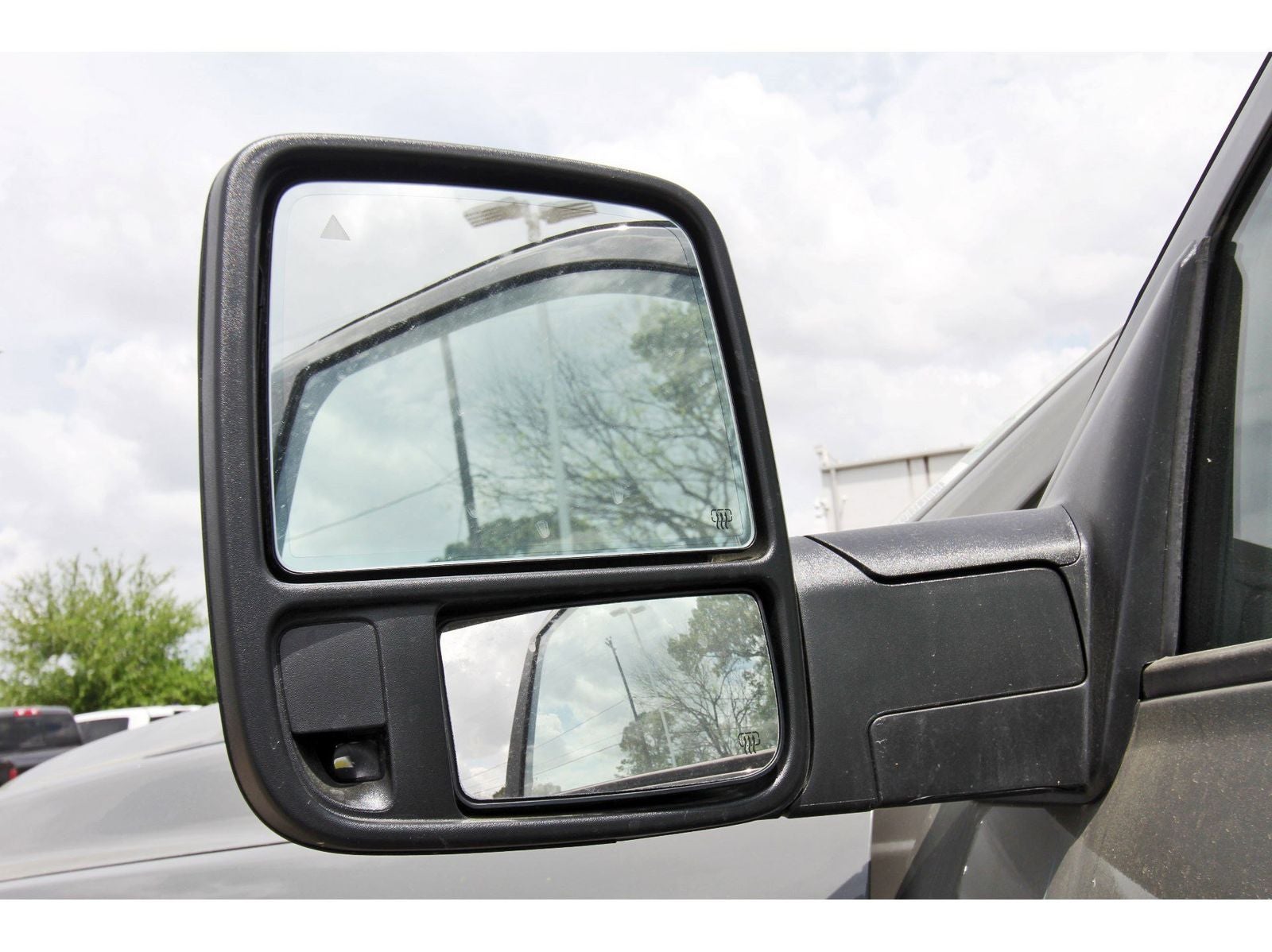 2026 RAM 3500 Laramie 4x4 Crew Cab 8' Box