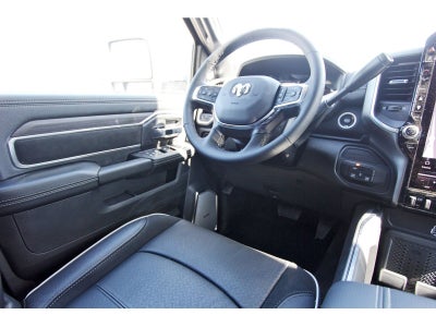 2026 RAM 3500 Laramie 4x4 Crew Cab 8' Box