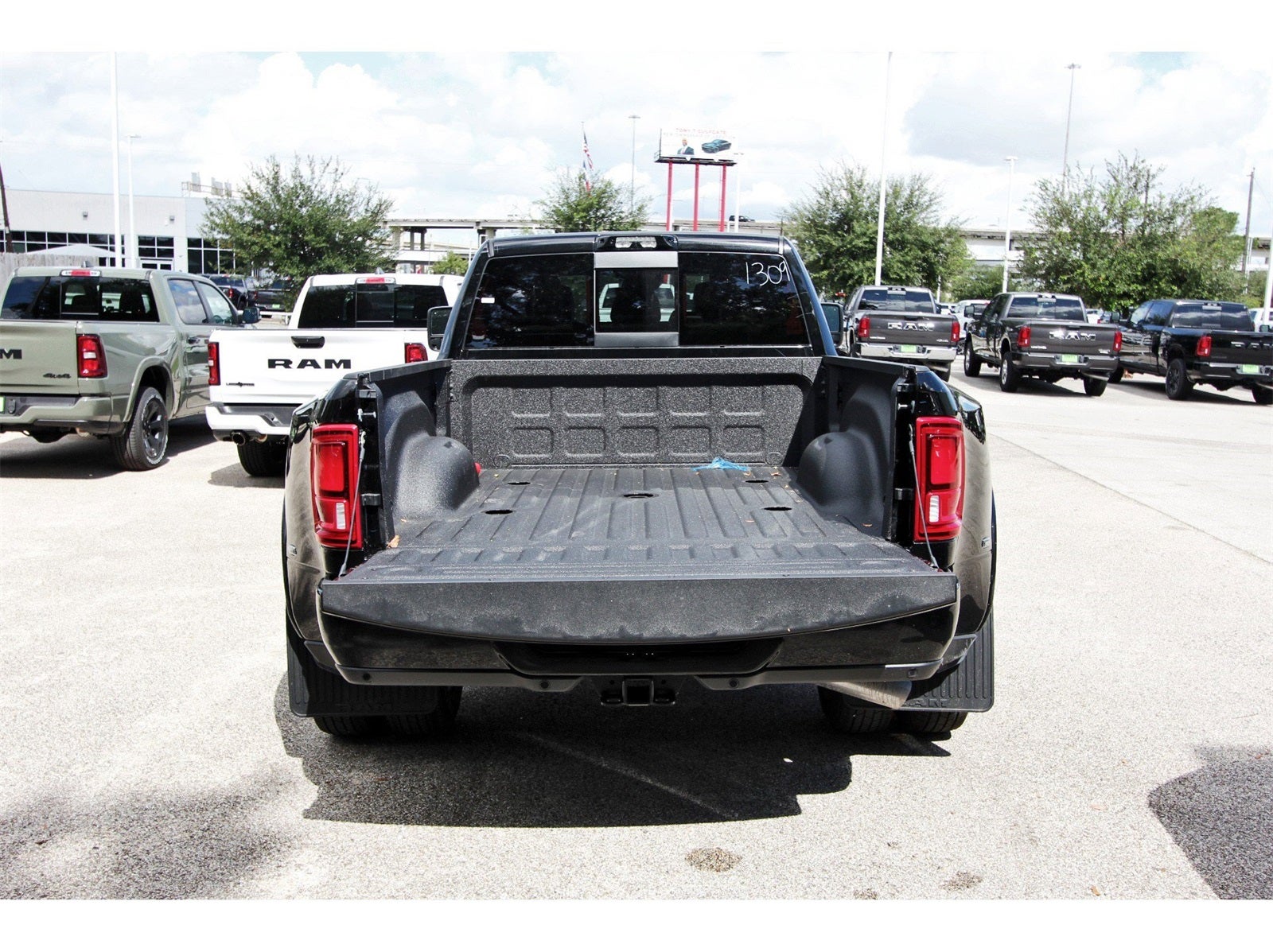 2026 RAM 3500 Limited 4x4 Mega Cab 6'4" Box