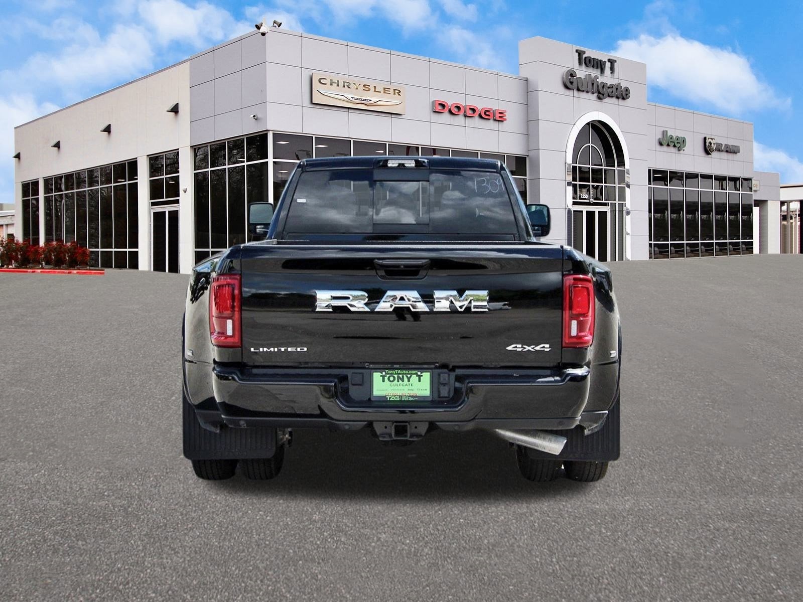 2026 RAM 3500 Limited 4x4 Mega Cab 6'4" Box
