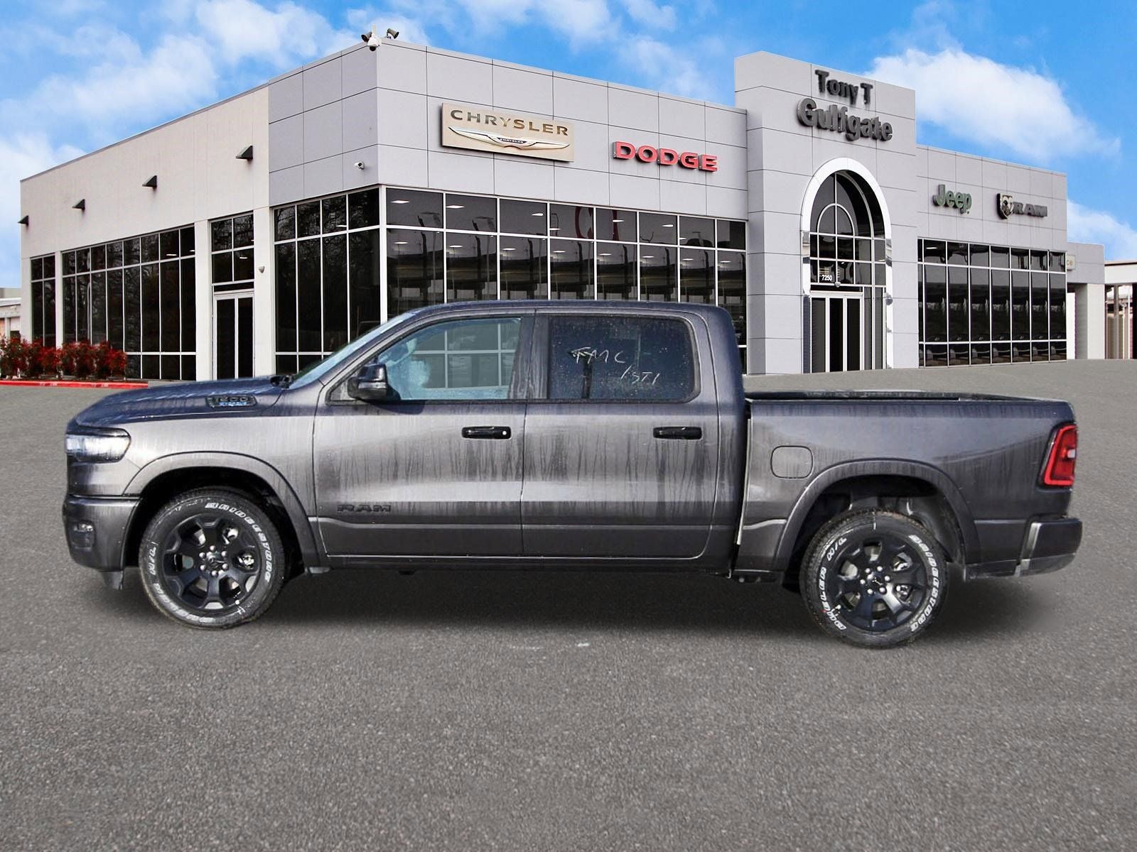 2026 RAM 1500 Big Horn/Lone Star Lone Star 4x2 Crew Cab 5'7" Box