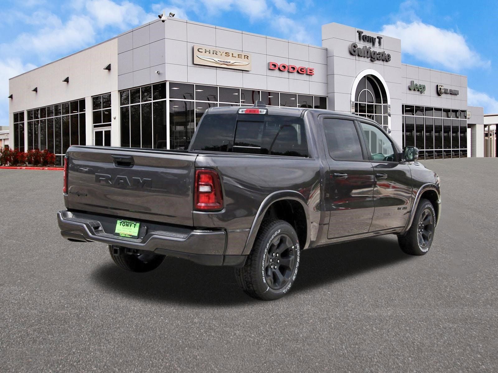 2026 RAM 1500 Big Horn/Lone Star Lone Star 4x2 Crew Cab 5'7" Box