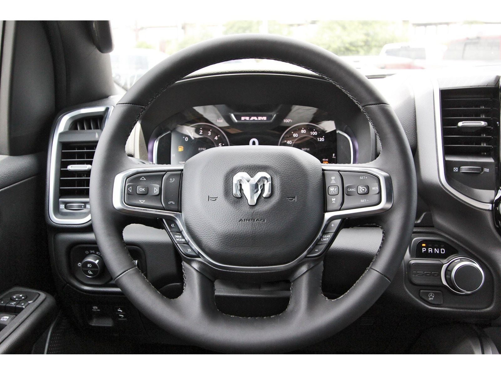 2026 RAM 1500 Big Horn/Lone Star Lone Star 4x2 Crew Cab 5'7" Box