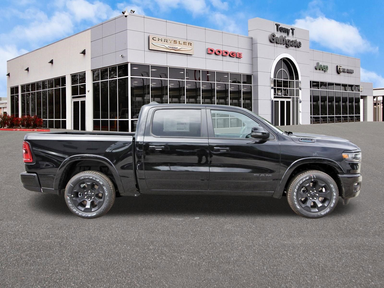 2026 RAM 1500 Big Horn/Lone Star Lone Star 4x2 Crew Cab 5'7" Box
