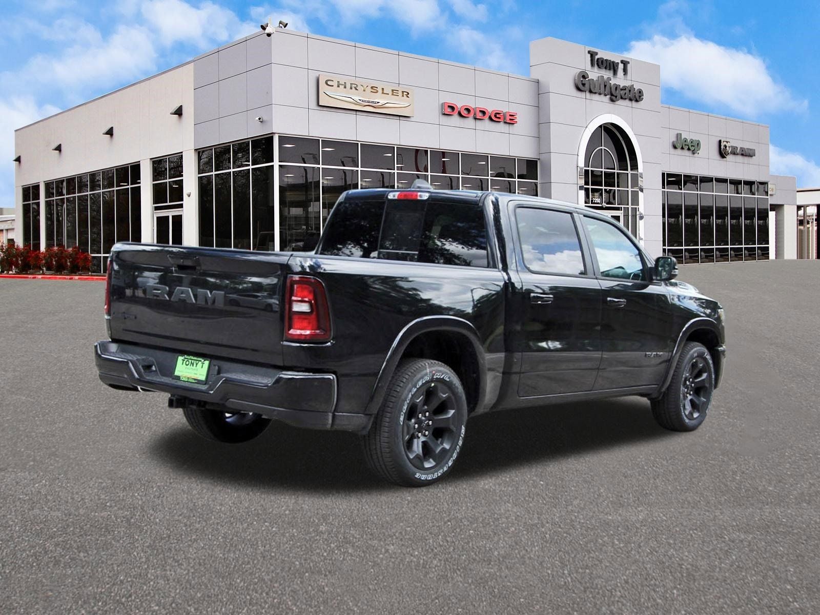2026 RAM 1500 Big Horn/Lone Star Lone Star 4x2 Crew Cab 5'7" Box