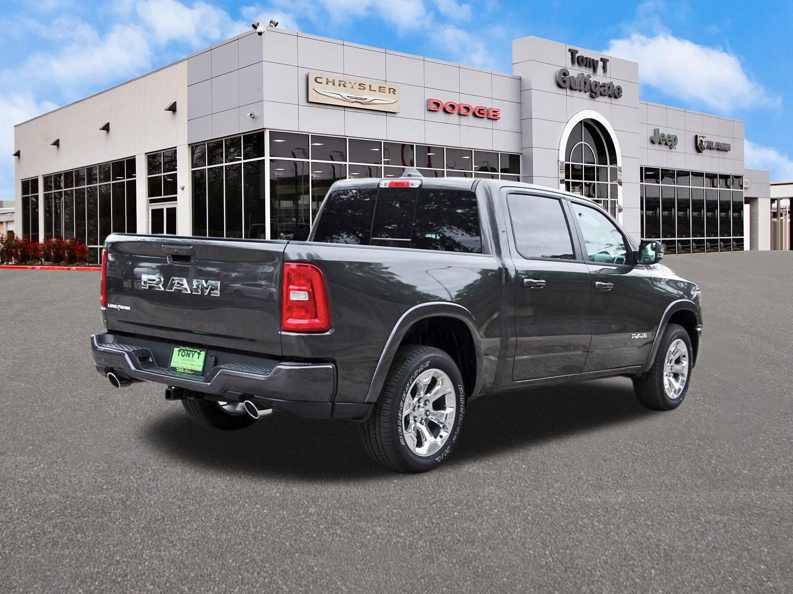 2026 RAM 1500 Big Horn/Lone Star Lone Star 4x2 Crew Cab 5'7" Box