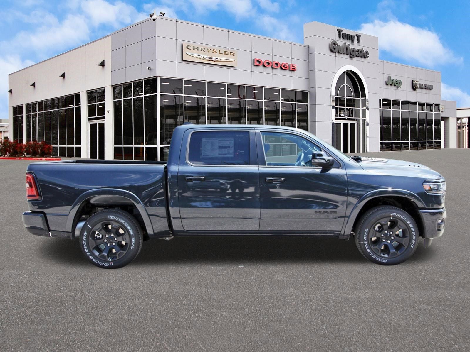2026 RAM 1500 Big Horn/Lone Star Lone Star 4x4 Crew Cab 5'7" Box