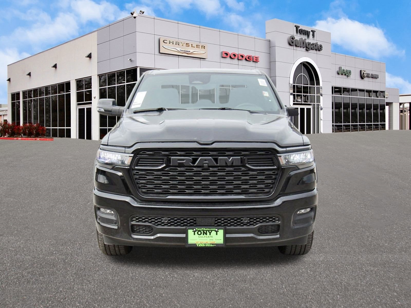 2026 RAM 1500 Big Horn/Lone Star Lone Star 4x4 Crew Cab 5'7" Box