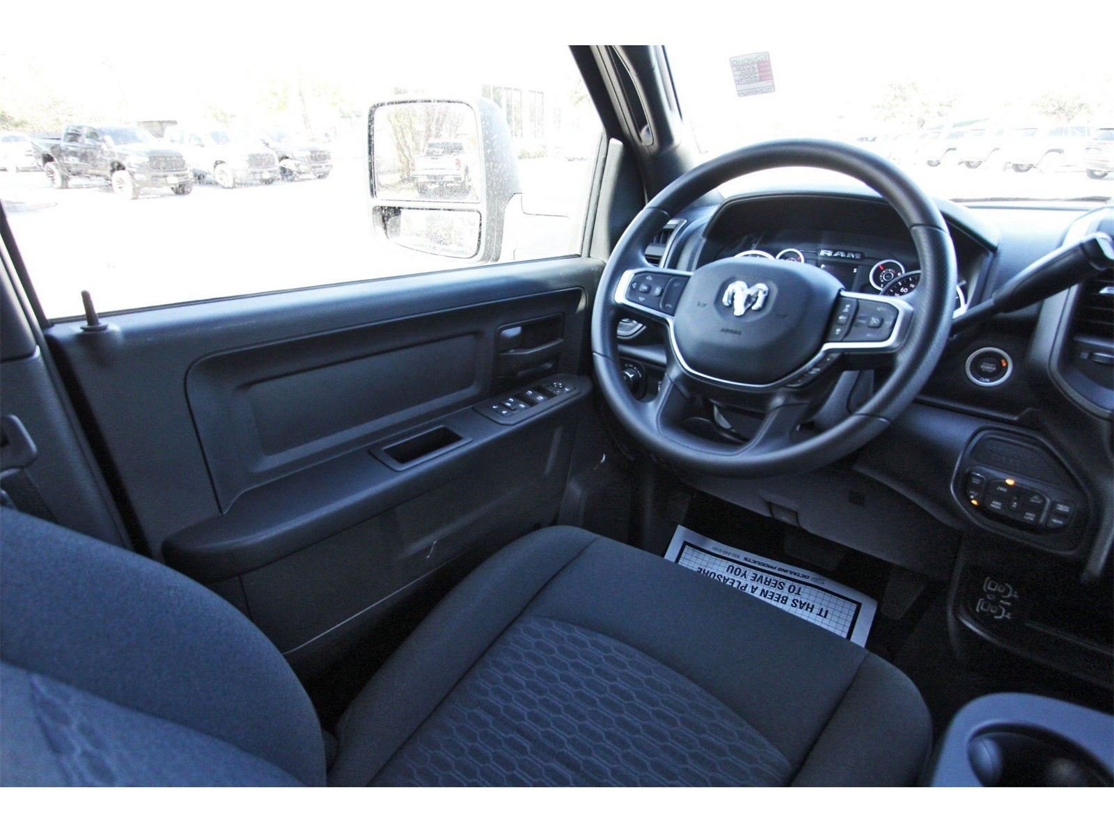 2026 RAM 2500 Tradesman 4x4 Crew Cab 6'4" Box