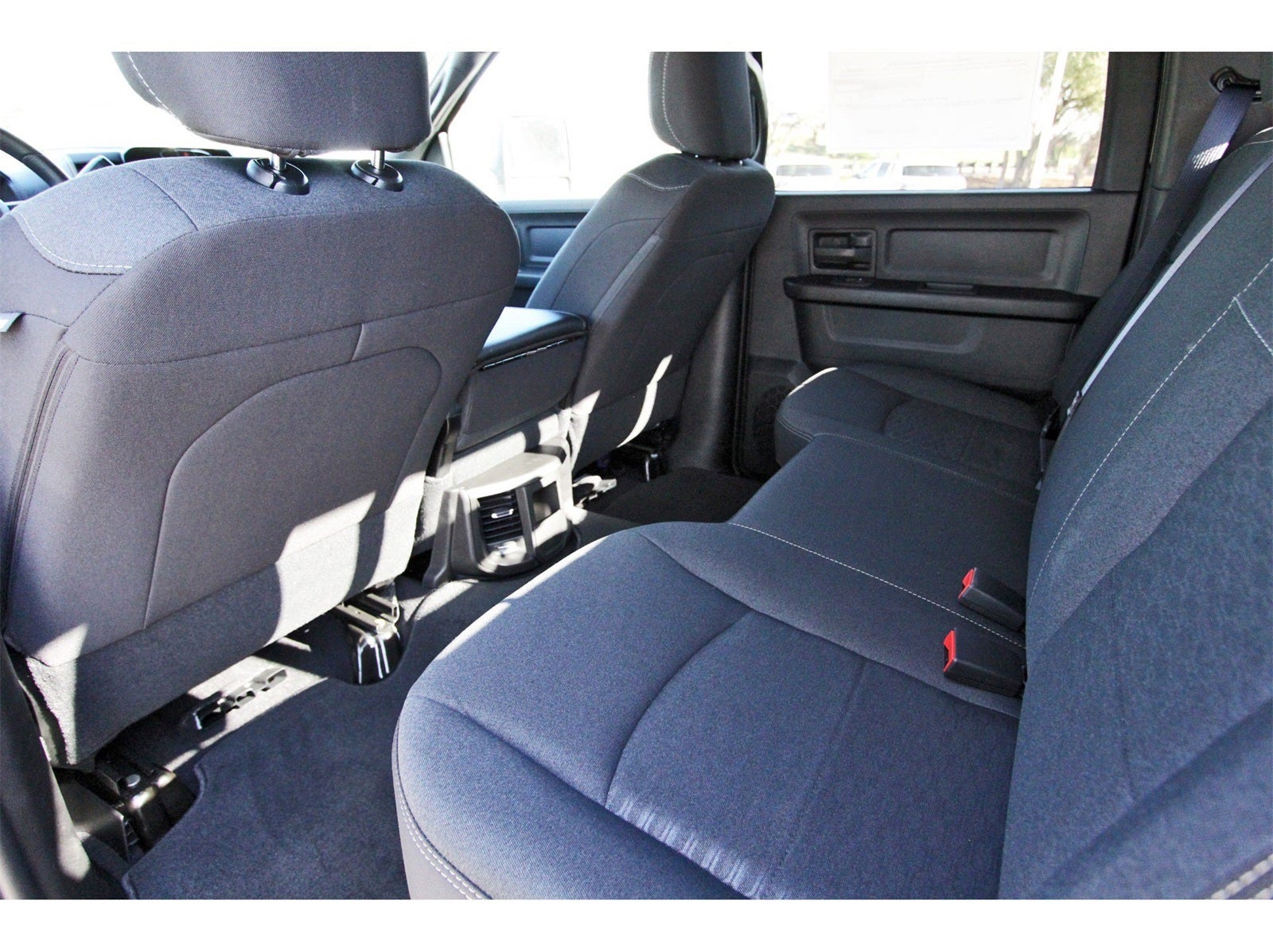 2026 RAM 2500 Tradesman 4x4 Crew Cab 6'4" Box