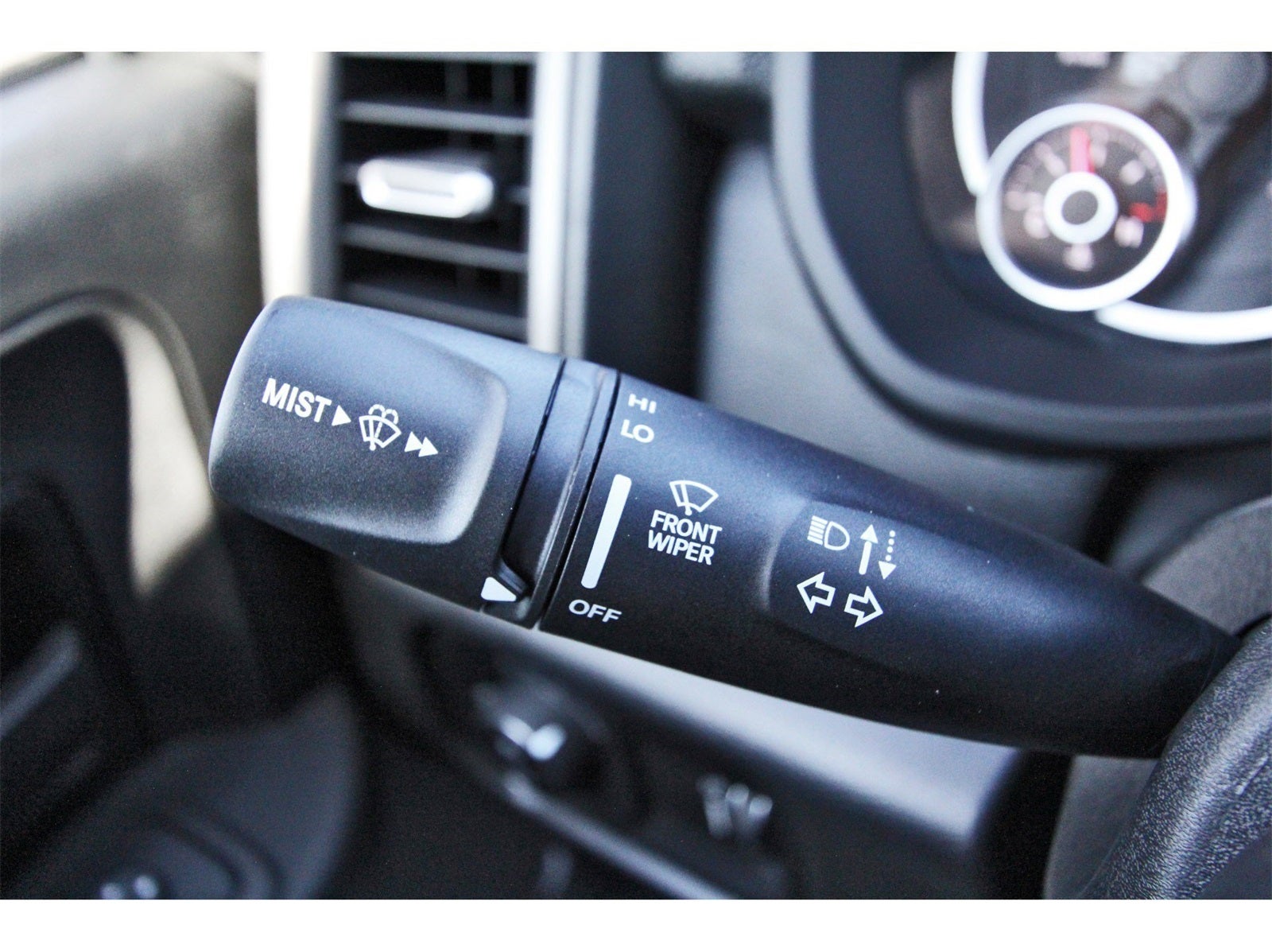 2026 RAM 2500 Tradesman 4x4 Crew Cab 6'4" Box