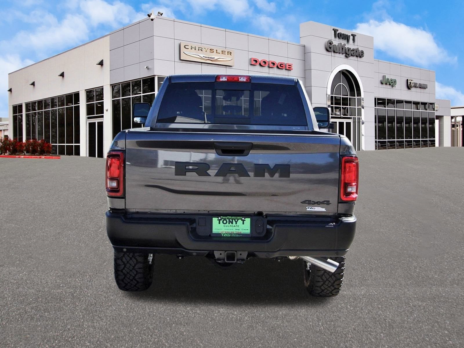 2026 RAM 2500 Tradesman 4x4 Crew Cab 6'4" Box