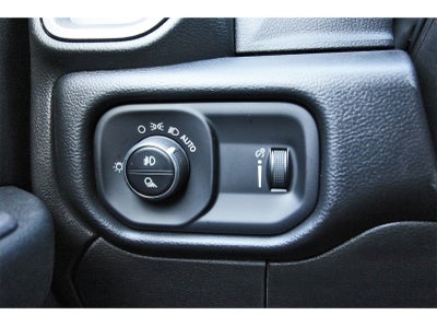 2026 RAM 2500 Tradesman 4x4 Crew Cab 6'4" Box