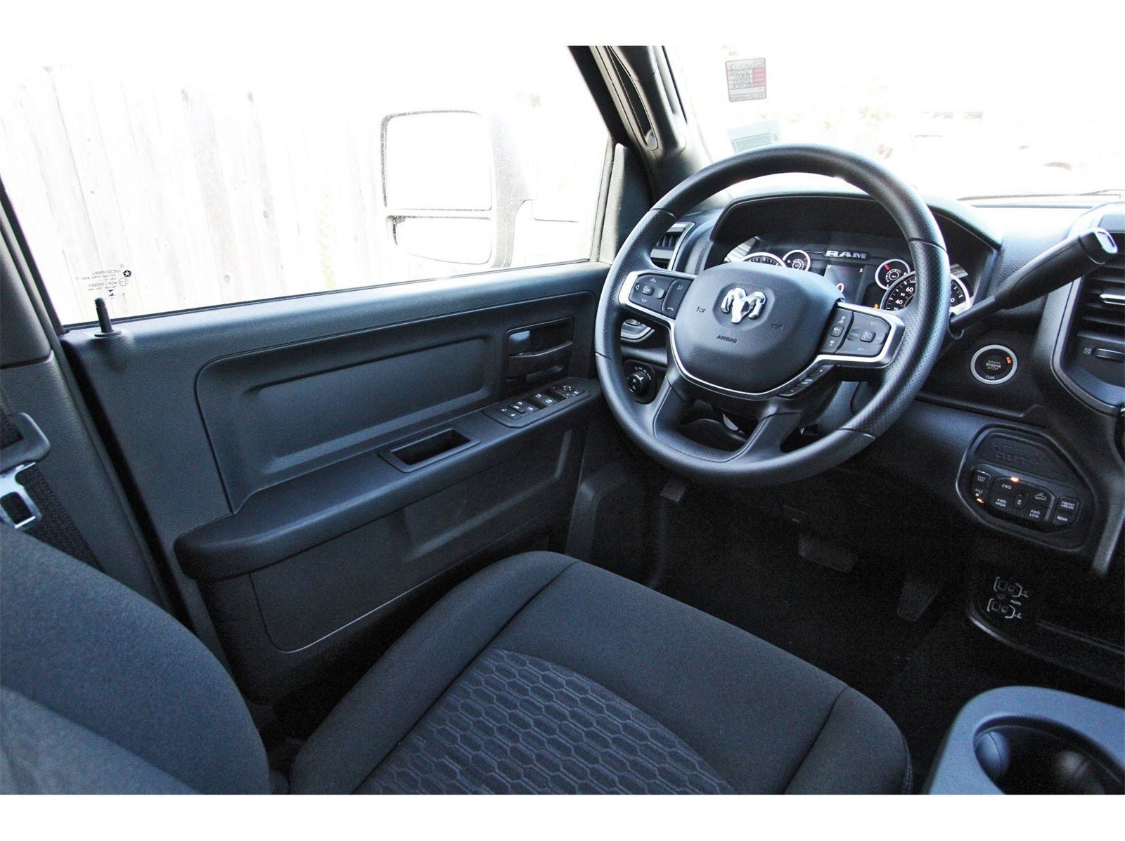 2026 RAM 2500 Tradesman 4x4 Crew Cab 6'4" Box