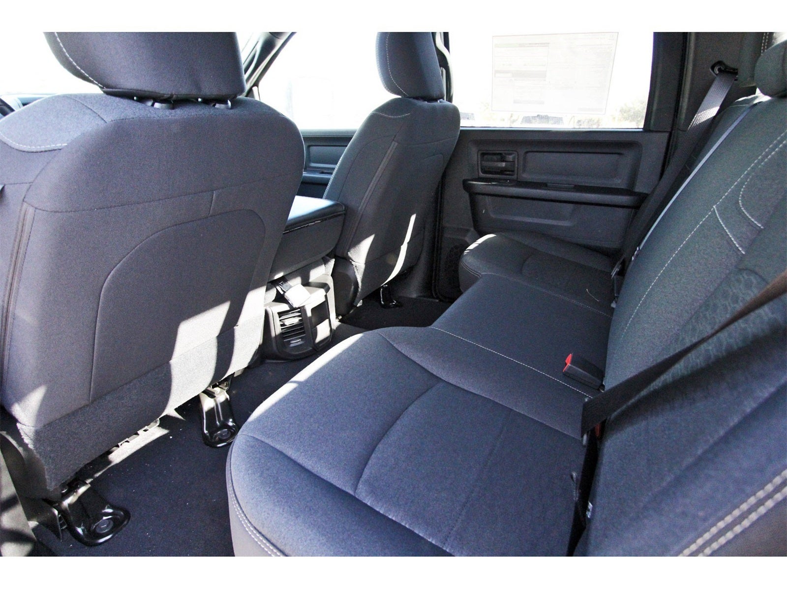 2026 RAM 2500 Tradesman 4x4 Crew Cab 6'4" Box