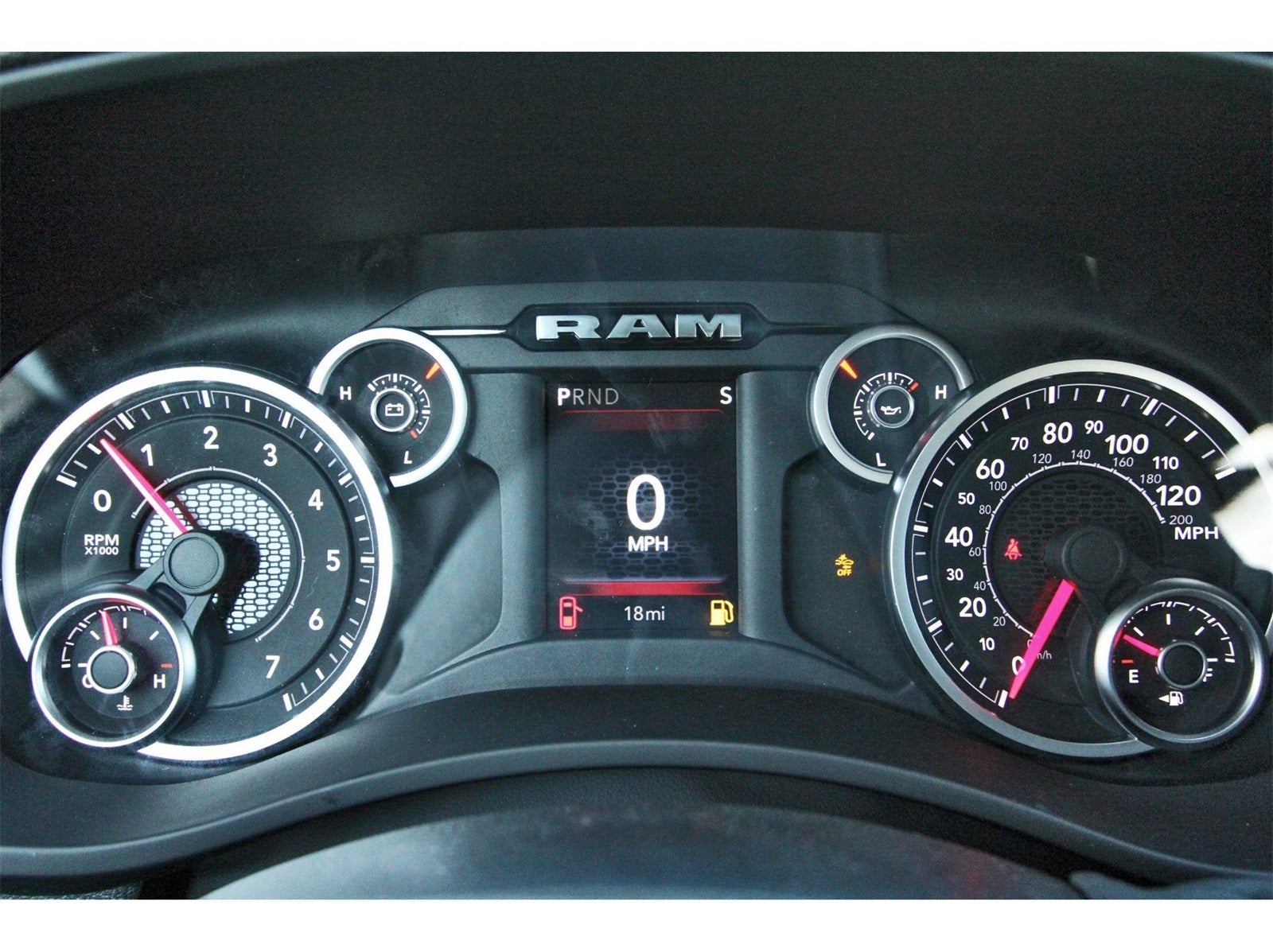 2026 RAM 2500 Tradesman 4x4 Crew Cab 6'4" Box