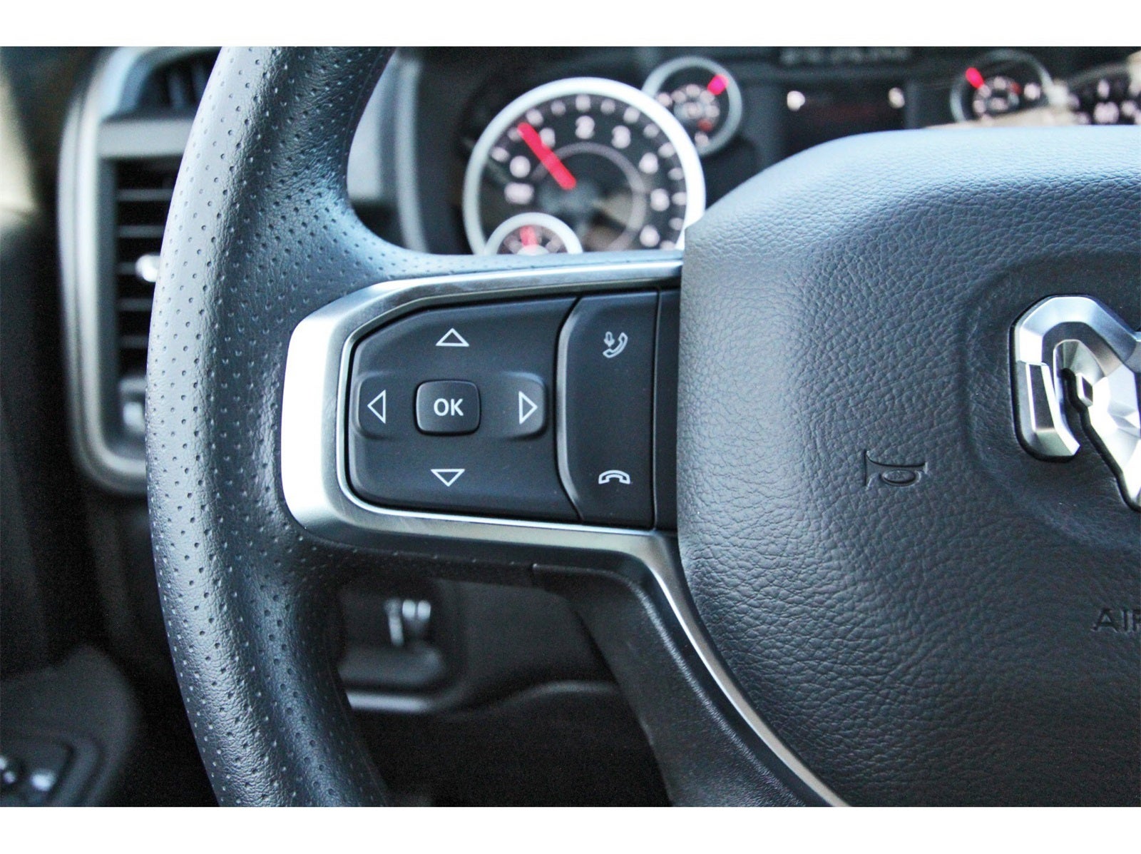 2026 RAM 2500 Tradesman 4x4 Crew Cab 6'4" Box