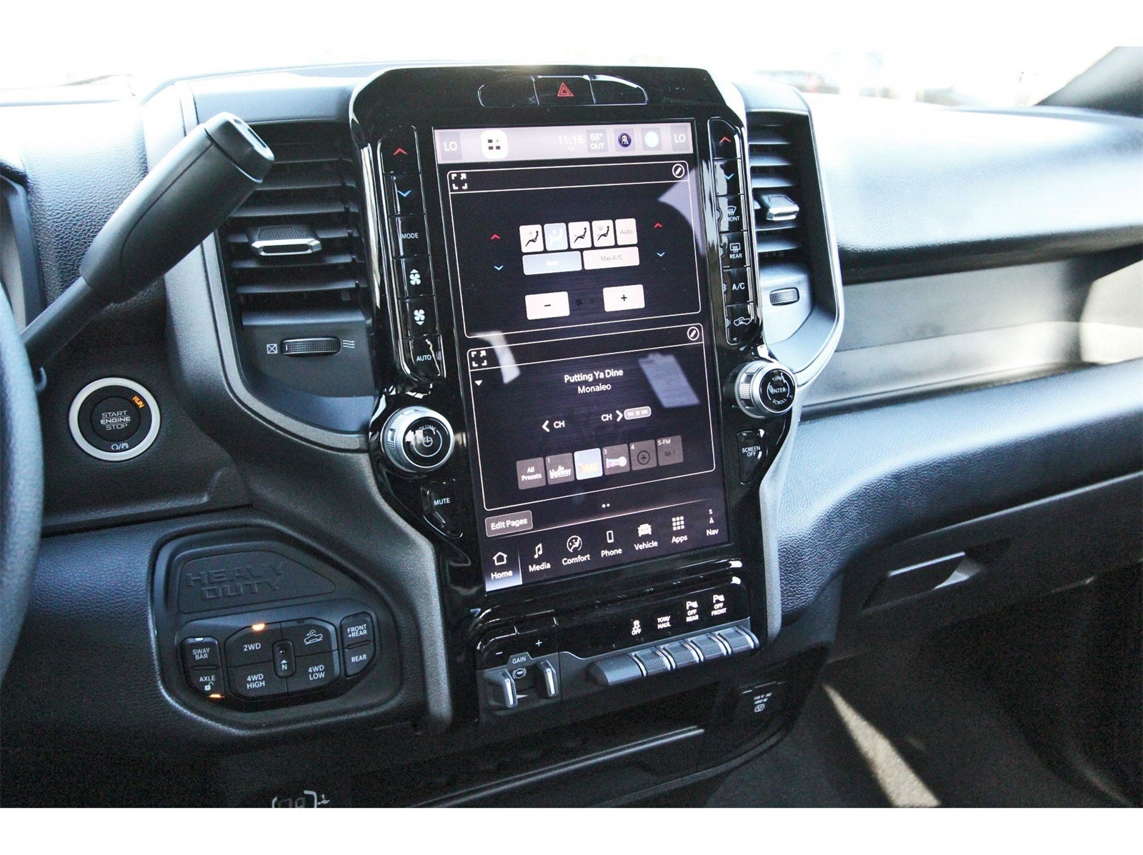 2026 RAM 2500 Tradesman 4x4 Crew Cab 6'4" Box