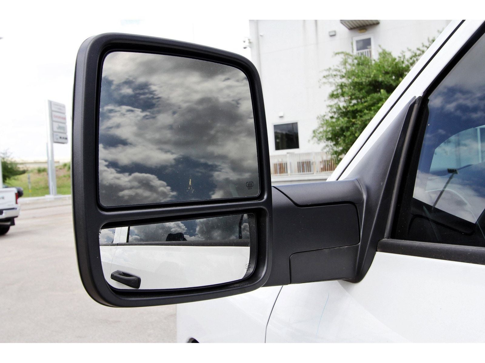 2026 RAM 2500 Tradesman 4x2 Crew Cab 8' Box