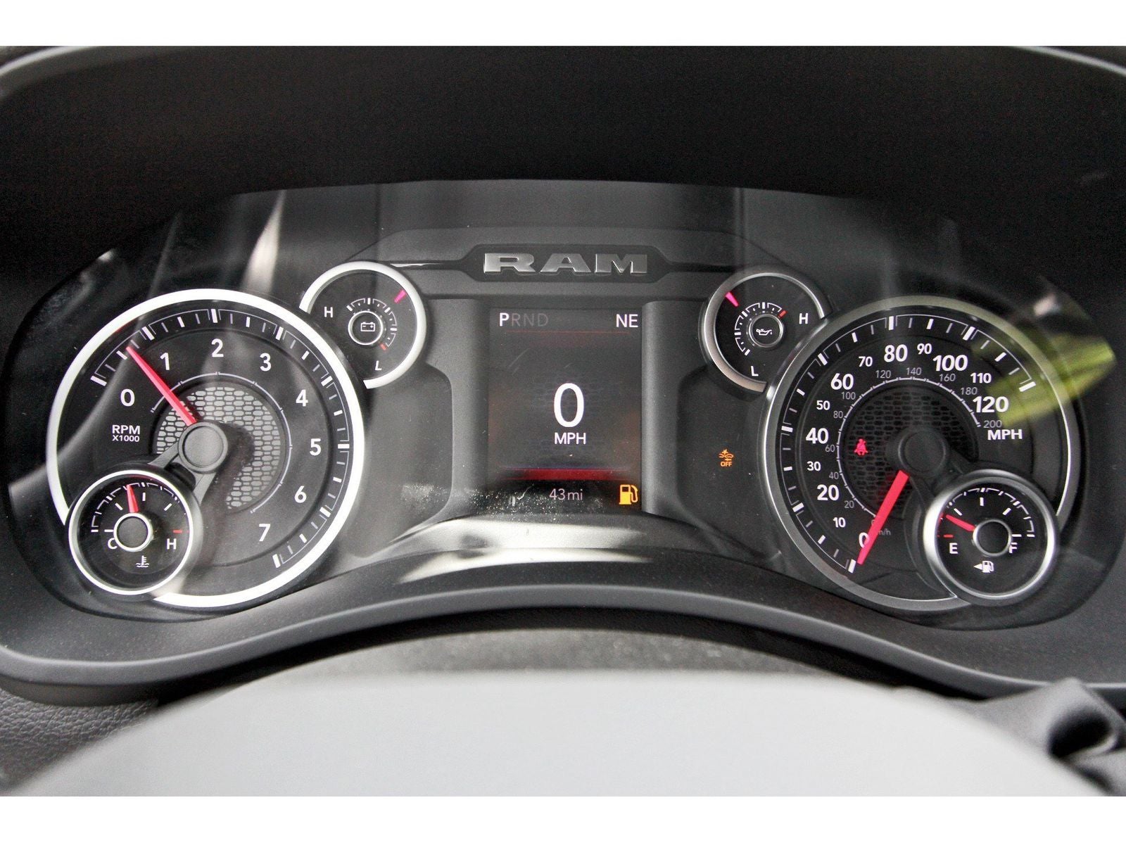 2026 RAM 2500 Tradesman 4x2 Crew Cab 8' Box