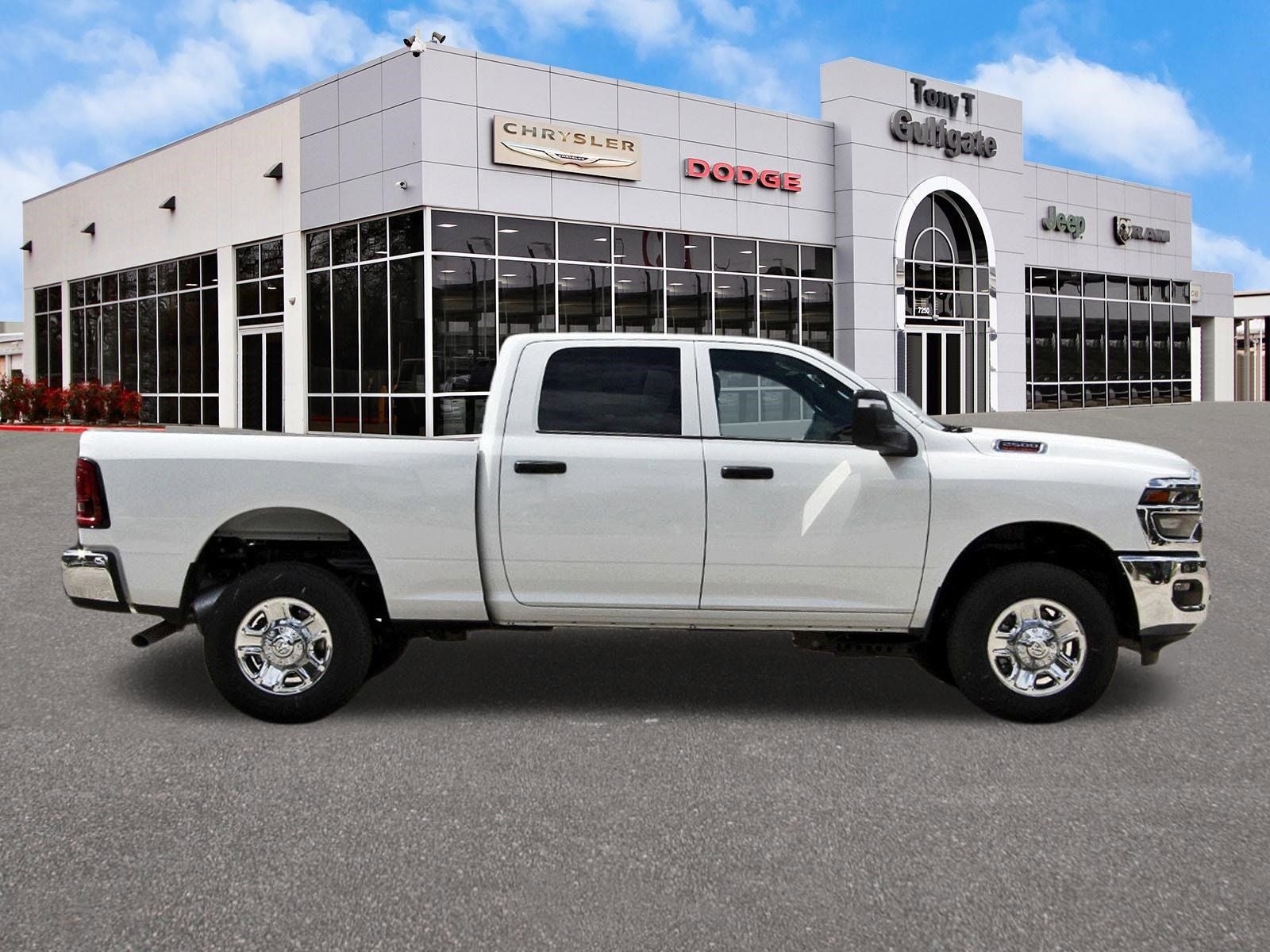2026 RAM 2500 Tradesman 4x4 Crew Cab 6'4" Box