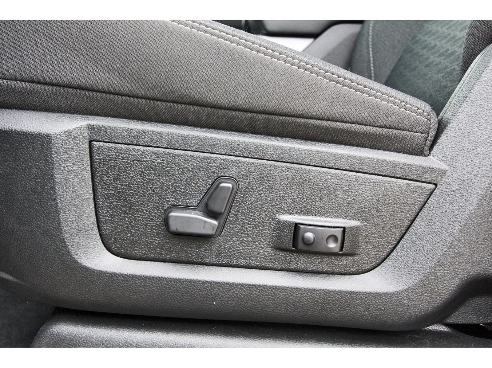 2026 RAM 2500 Big Horn Lone Star 4x4 Crew Cab 6'4" Box