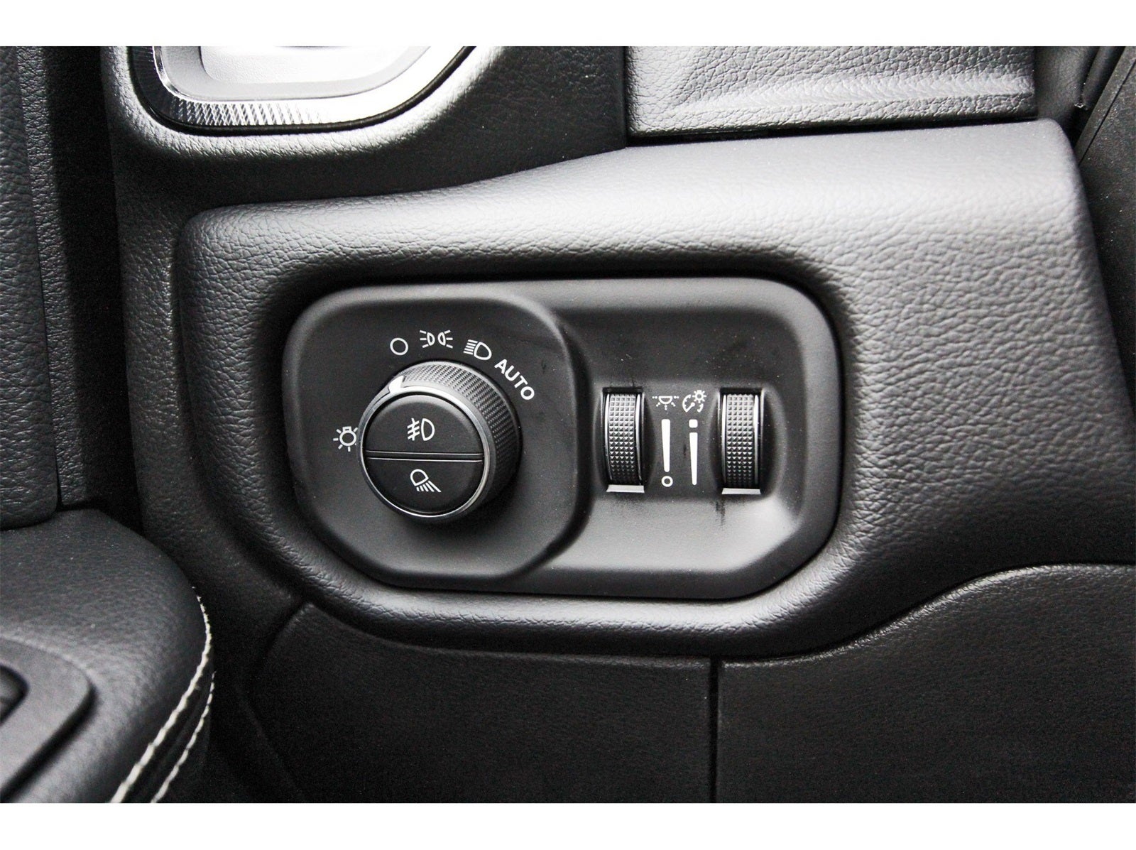 2026 RAM 2500 Rebel 4x4 Crew Cab 6'4" Box