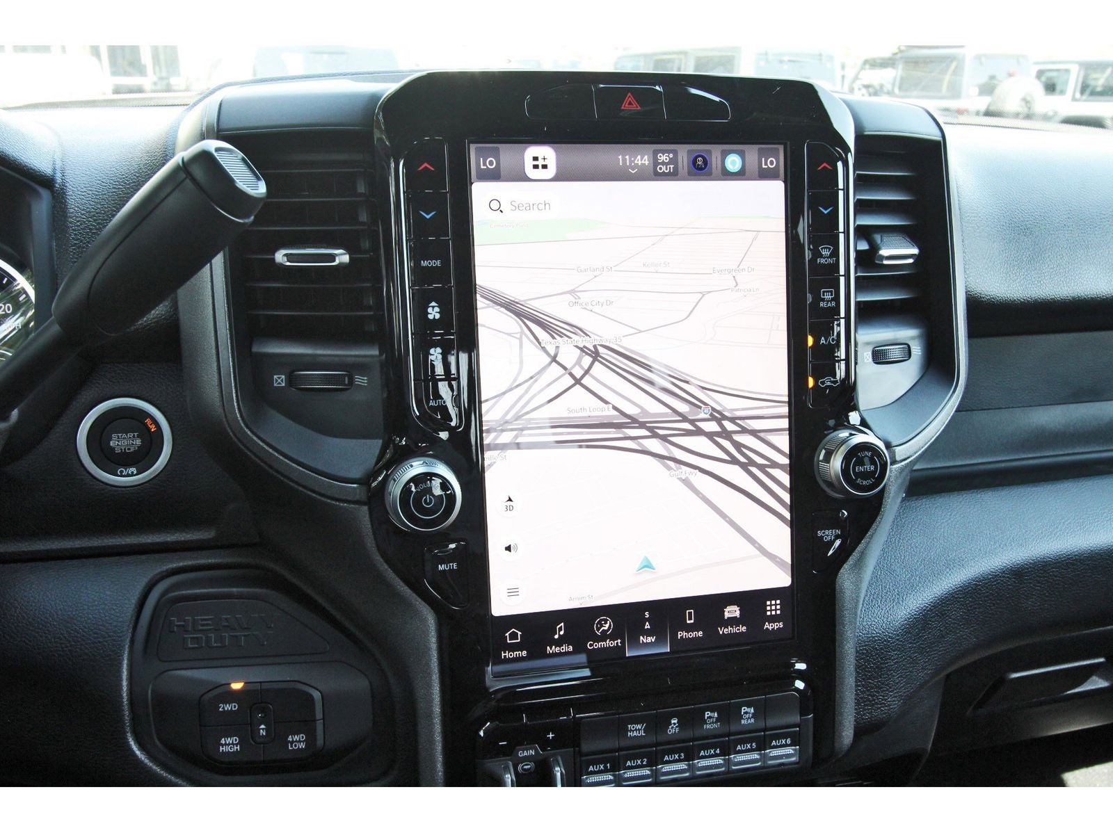 2026 RAM 2500 Tradesman 4x4 Crew Cab 8' Box