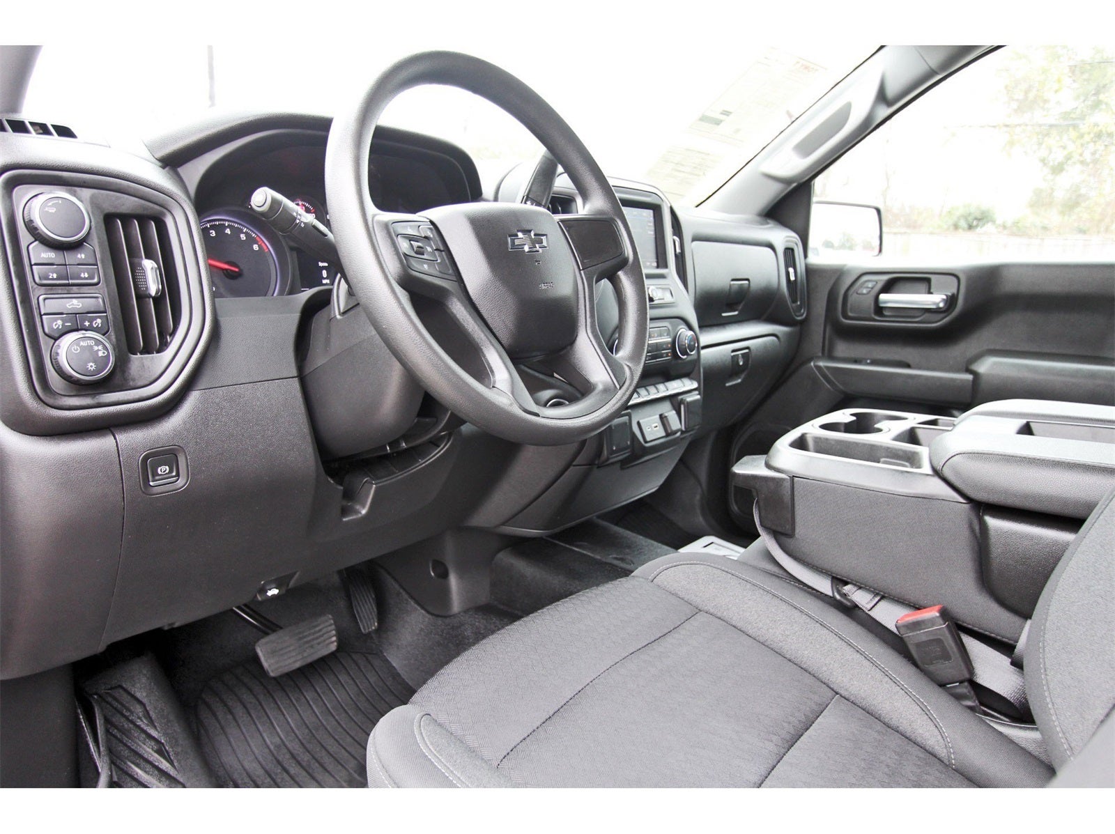 2023 Chevrolet Silverado 1500 Custom Trail Boss