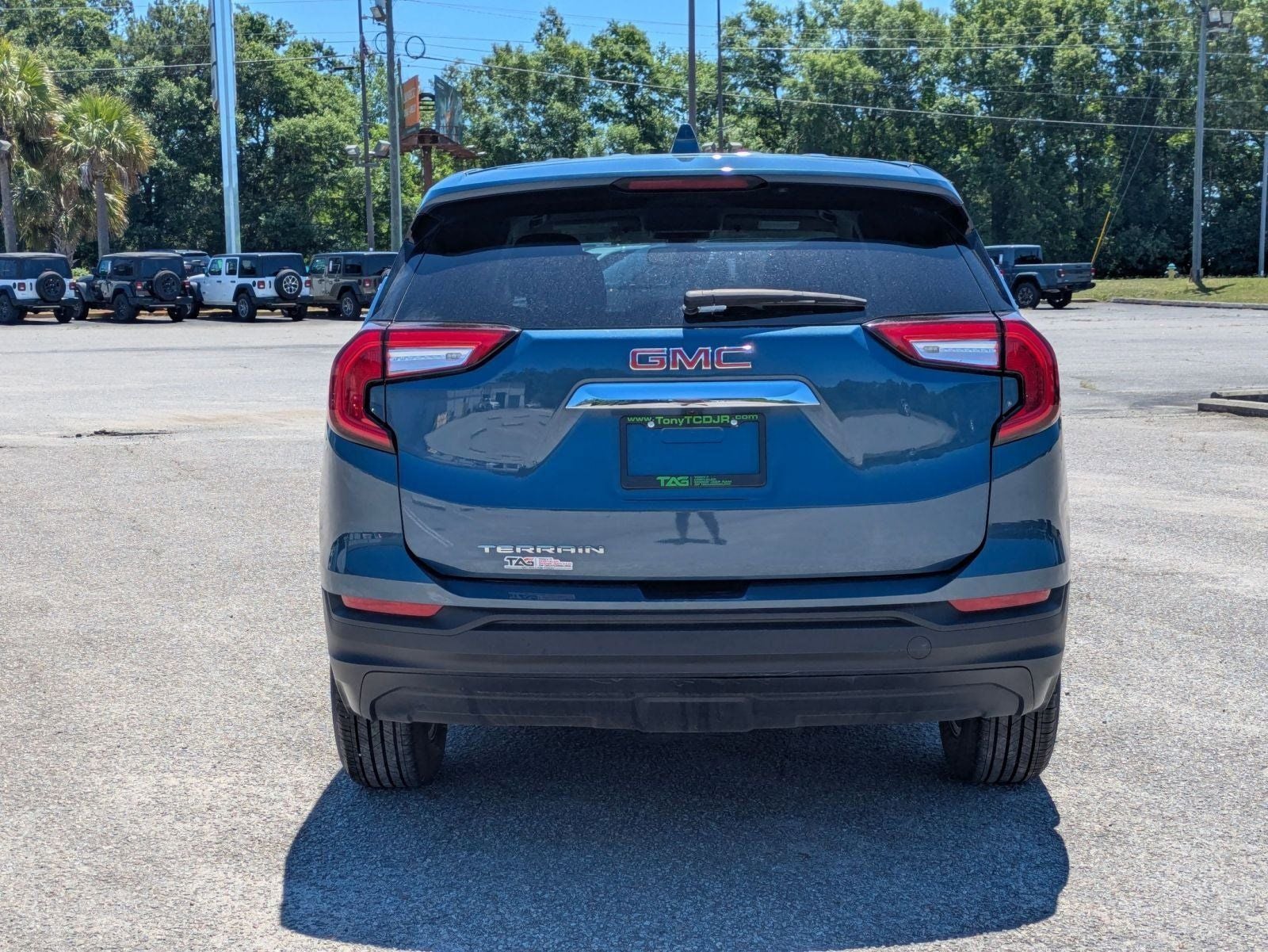 2024 GMC Terrain SLE