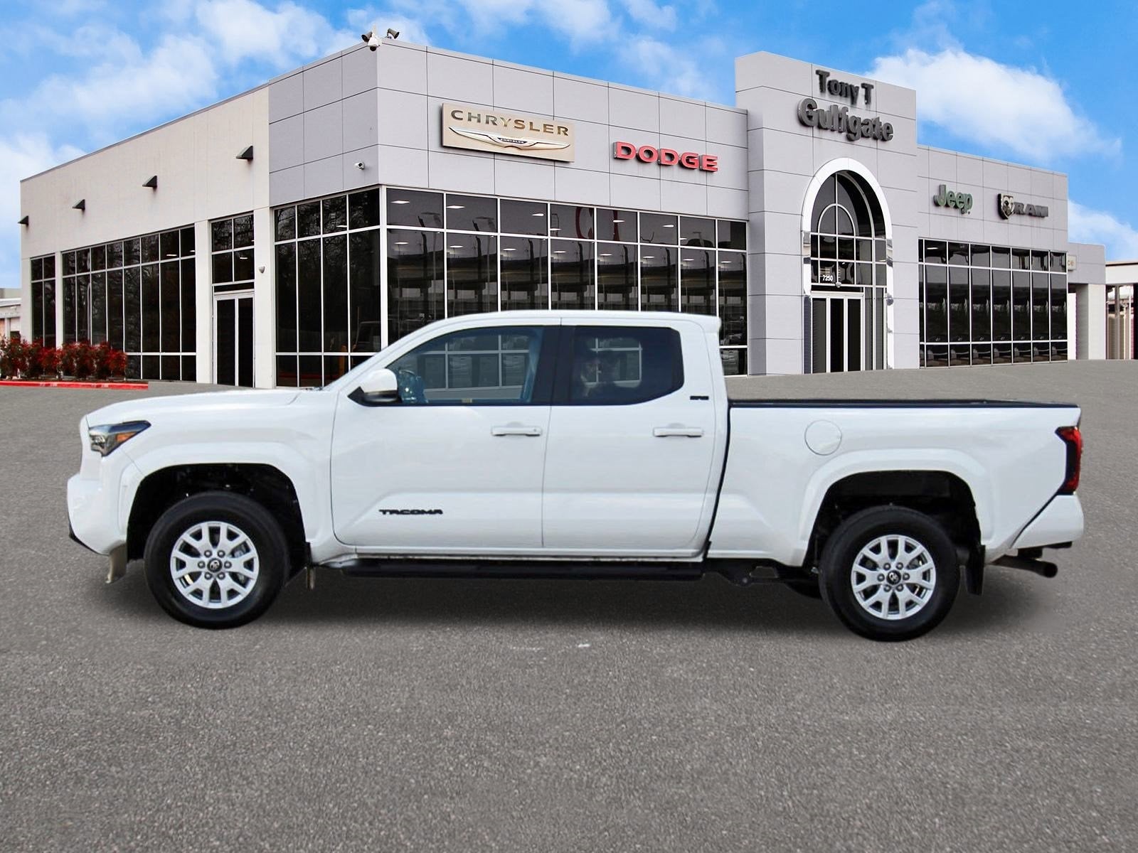 2024 Toyota Tacoma SR5