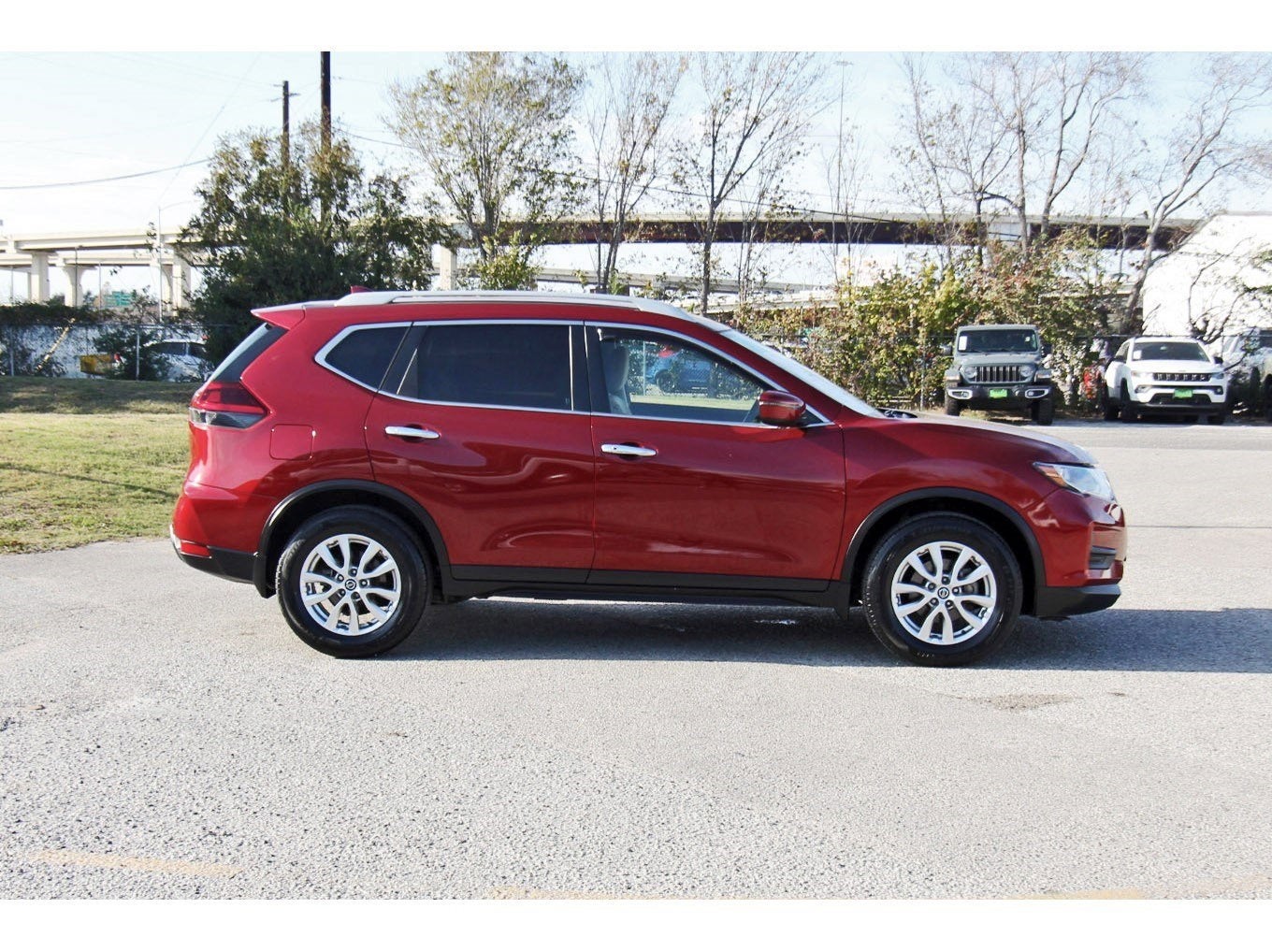 2020 Nissan Rogue SV