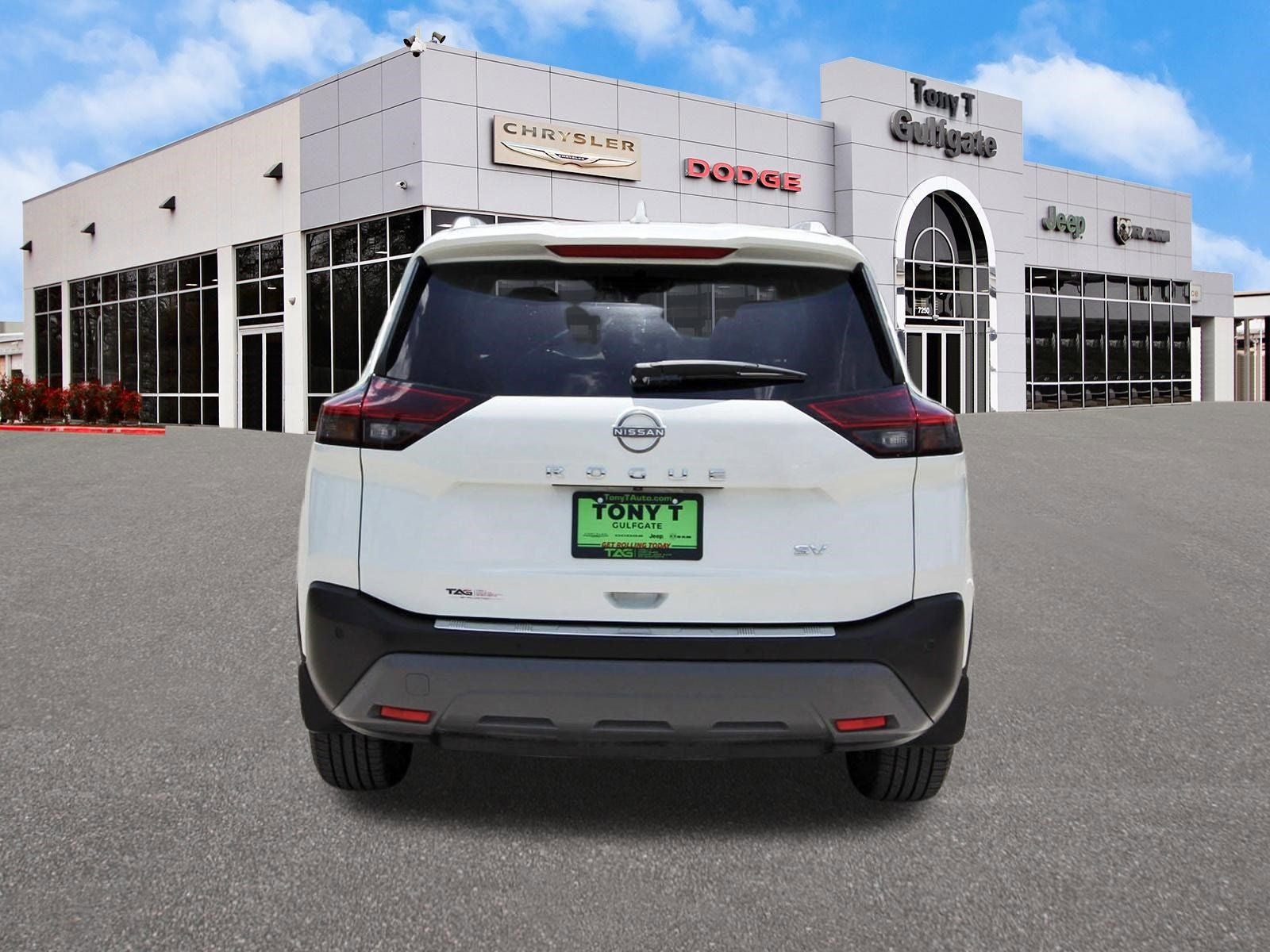 2022 Nissan Rogue SV