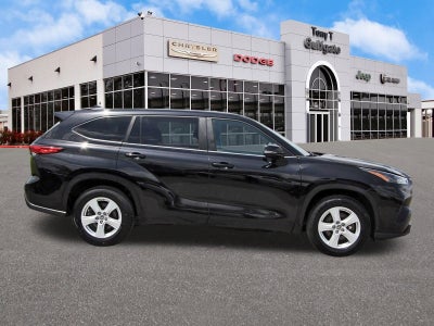 2023 Toyota Highlander L