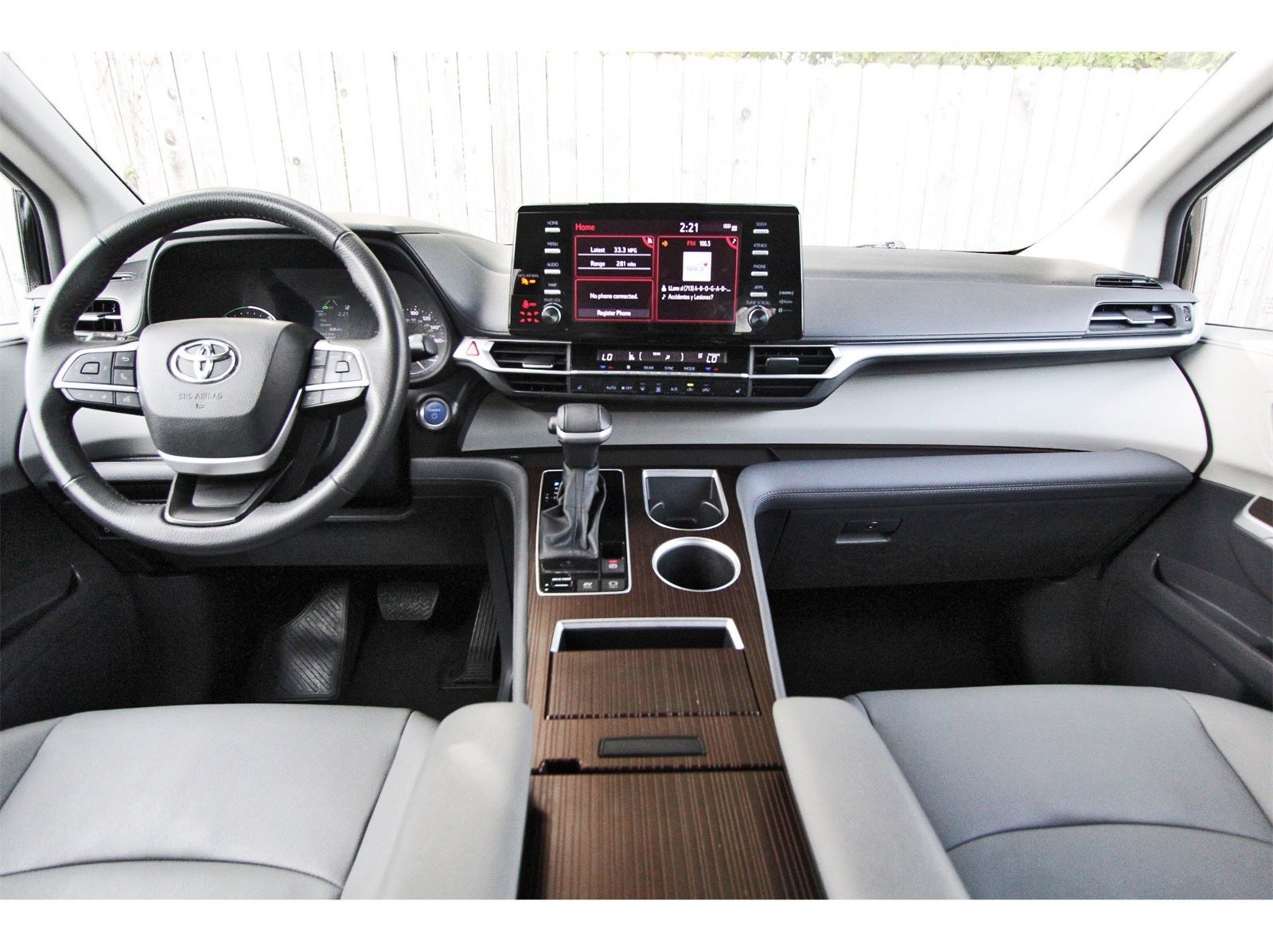 2024 Toyota Sienna XLE